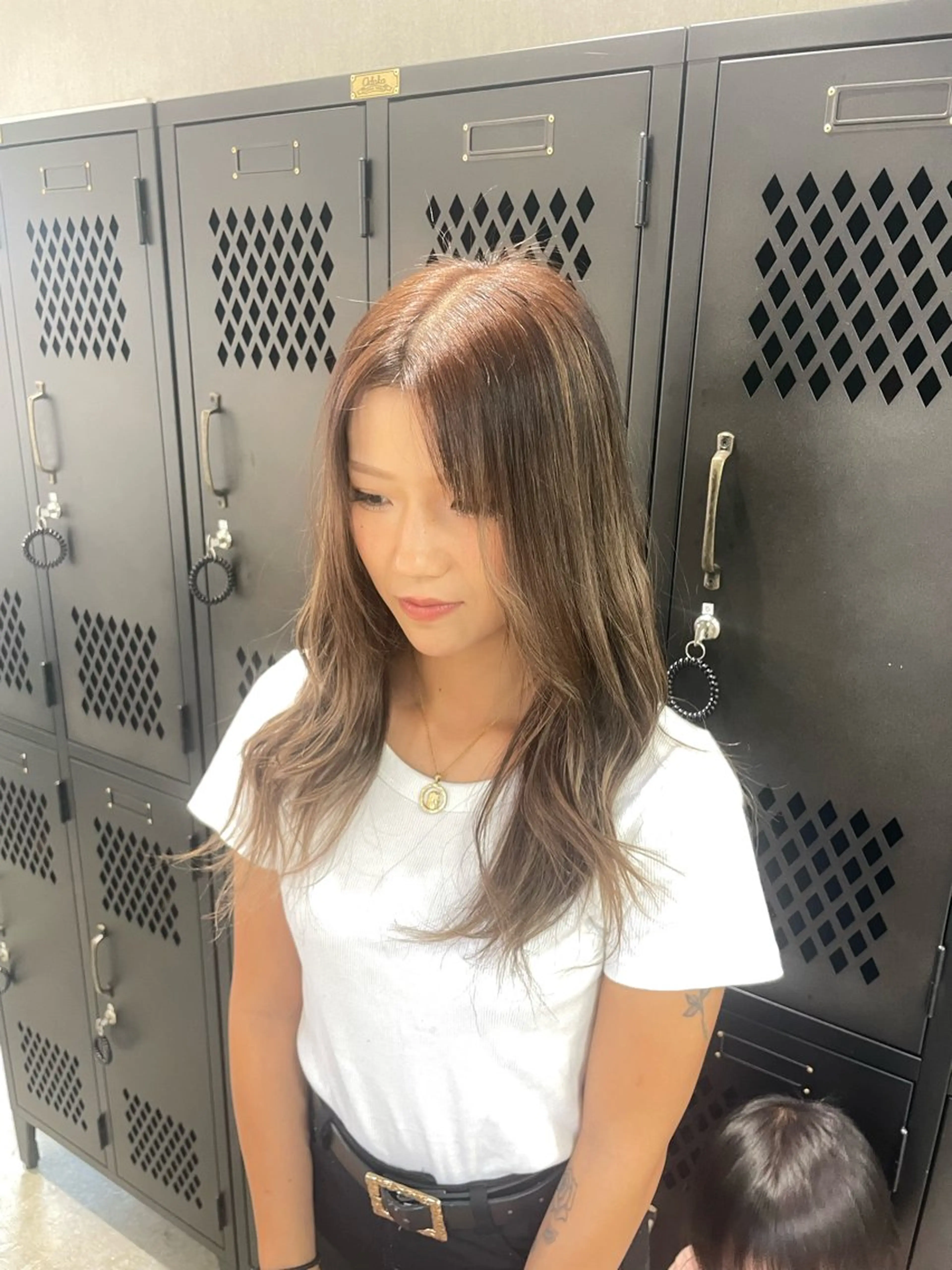 ロング ハイライト ヘアカラー ブレンバイドット所属・ニュアンスカラー/ 🫧レミ(坊主)のヘアスタイル