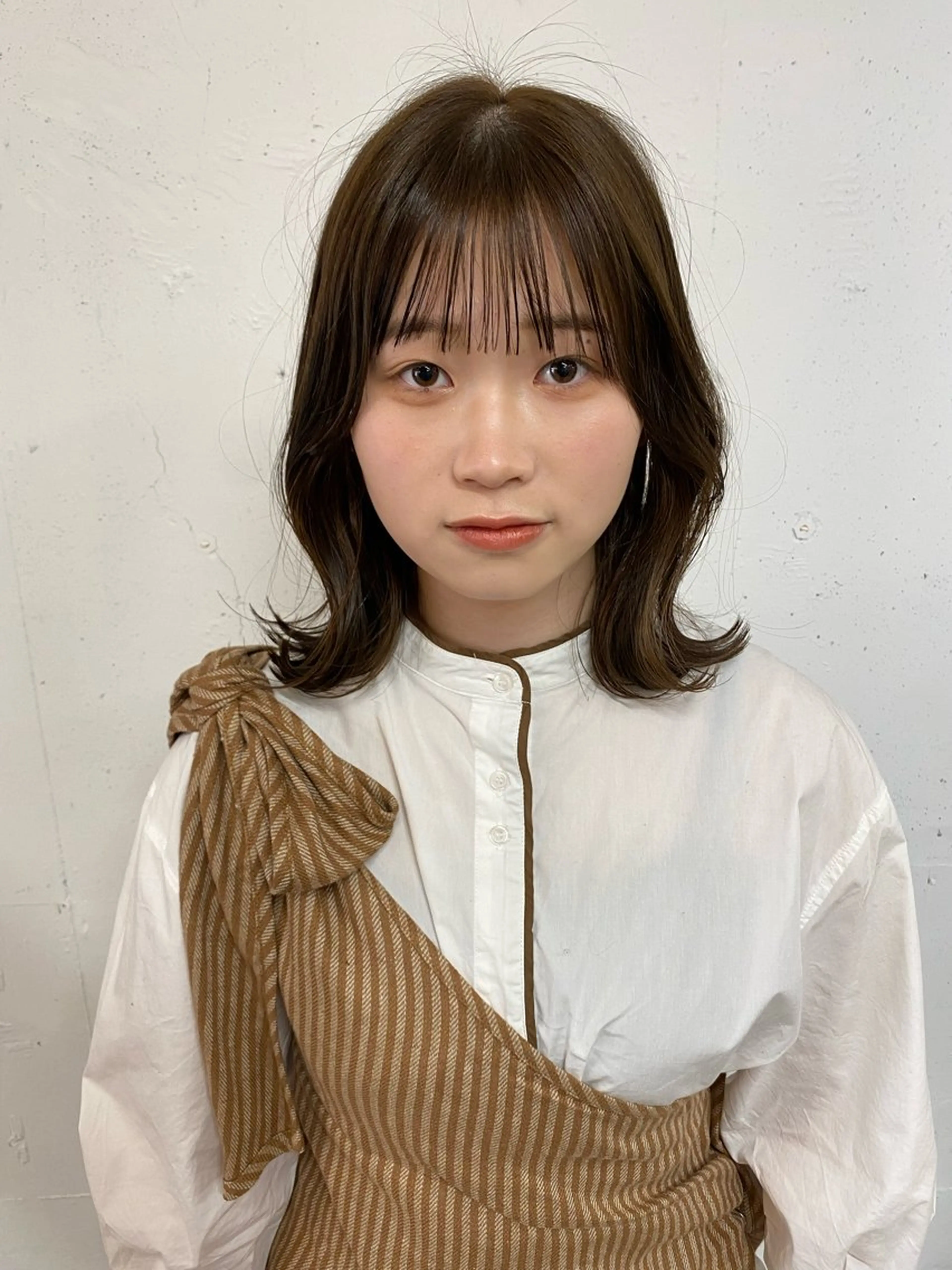 ミディアム カラー 廣元 早紀のヘアスタイル