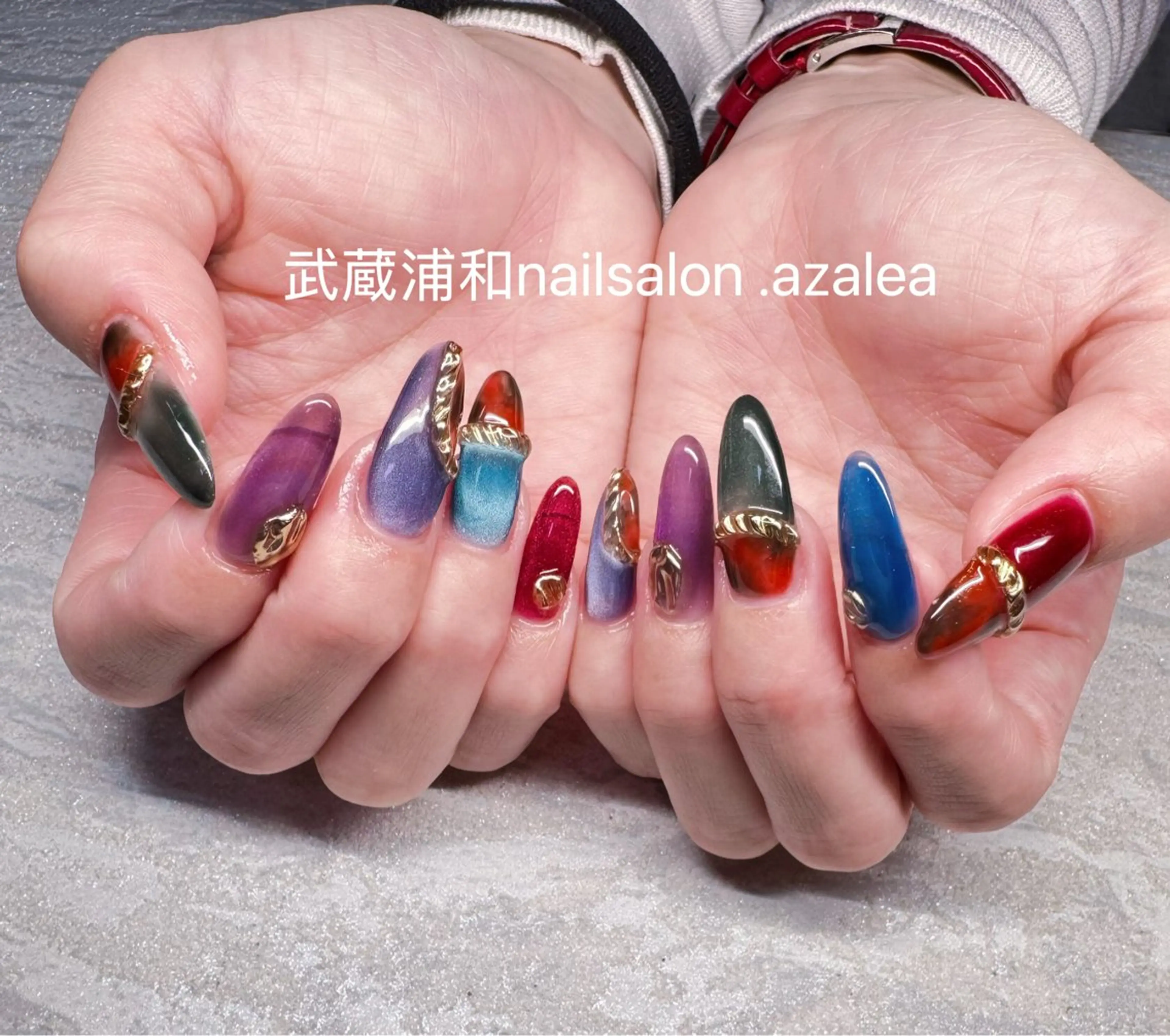 ネイル ハンドネイル R inのネイルデザイン