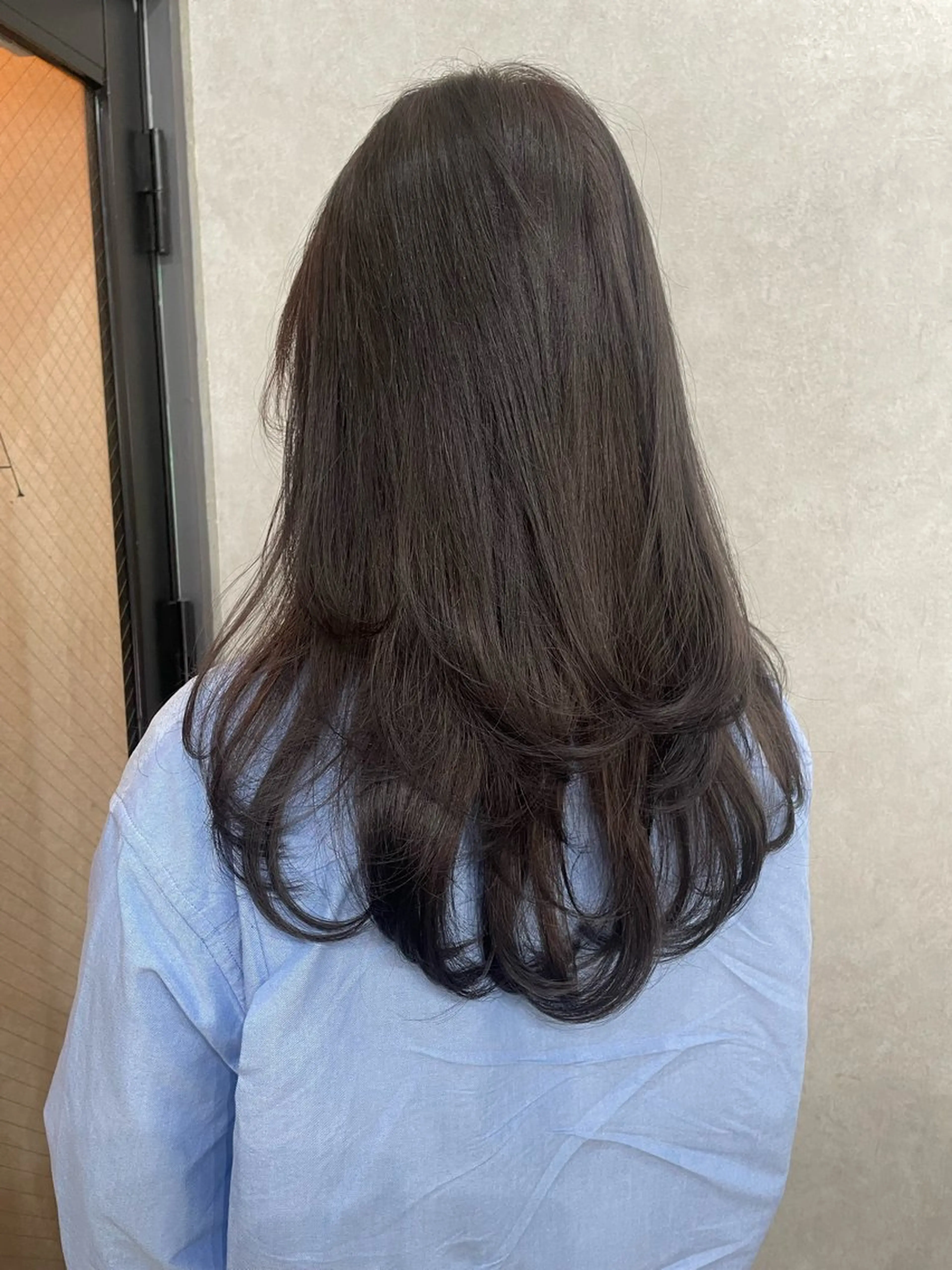 ロング カラー レイヤーカット AIRI layer cut hairのヘアスタイル