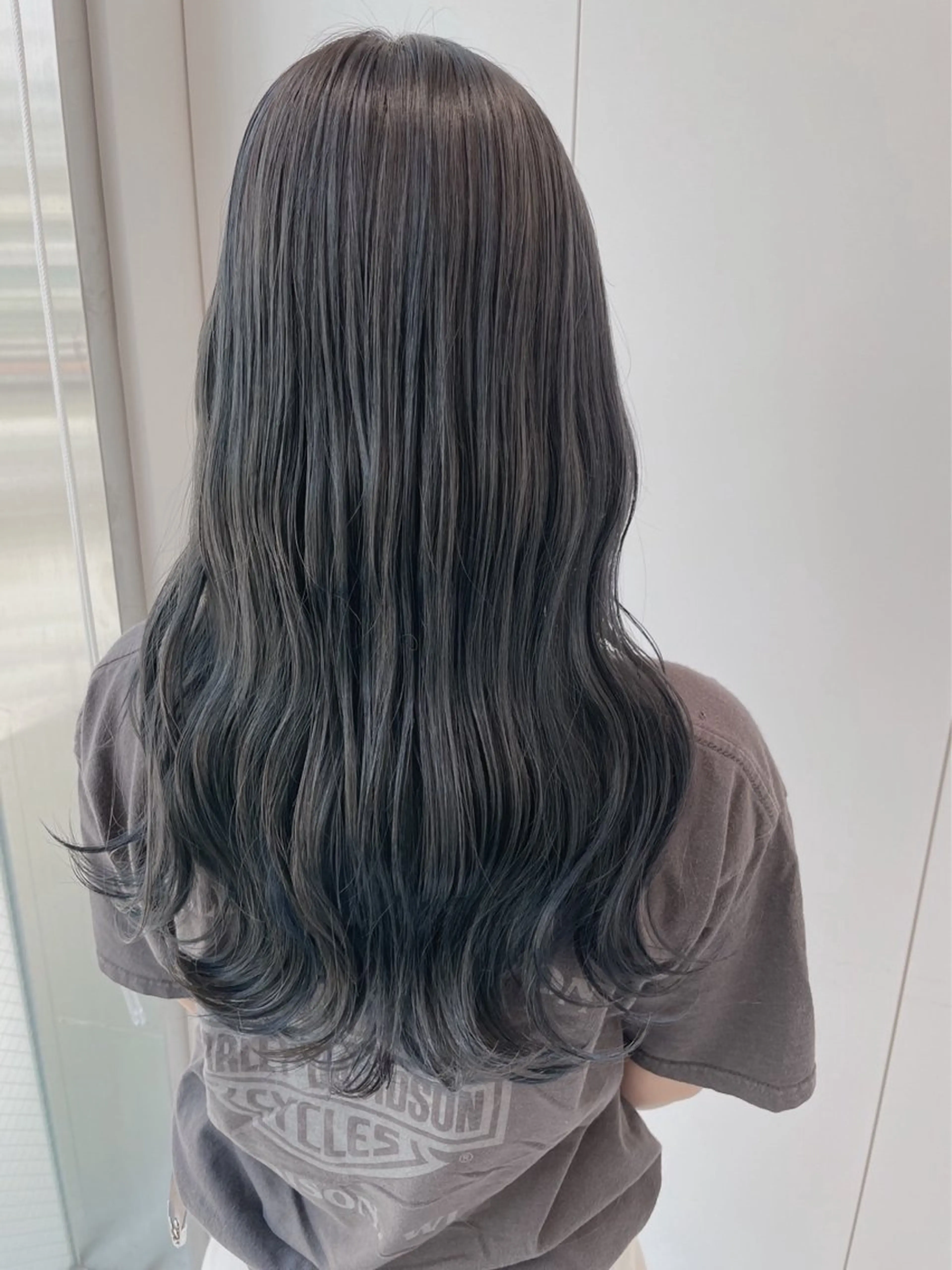 カラー 透け上品ハイトーン 職人ゆうと🤍のヘアスタイル