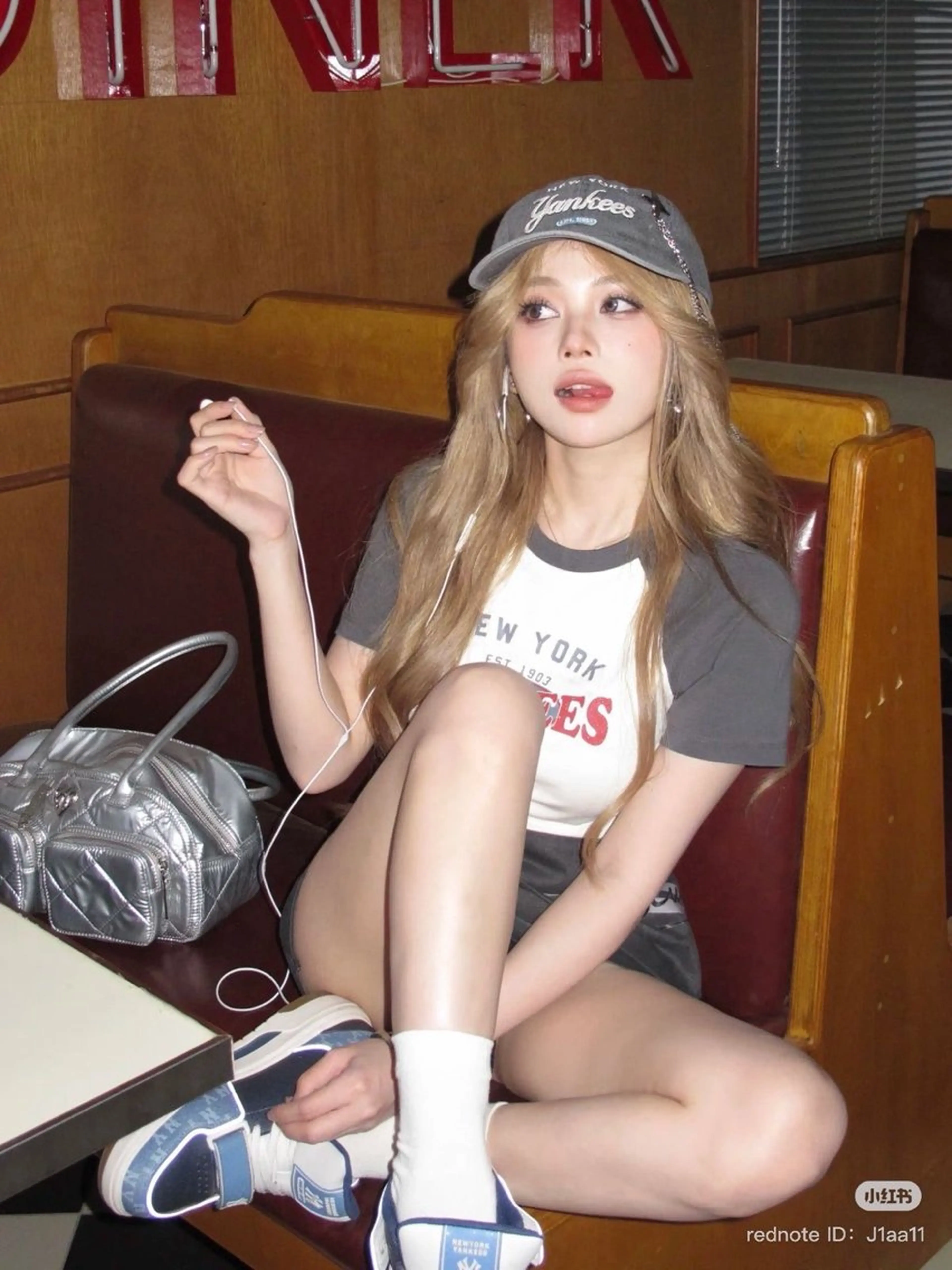 ロング ヘアカラー ヘアセット 艶髪ハイトーンカラー 渋谷🎀ririkaのヘアスタイル