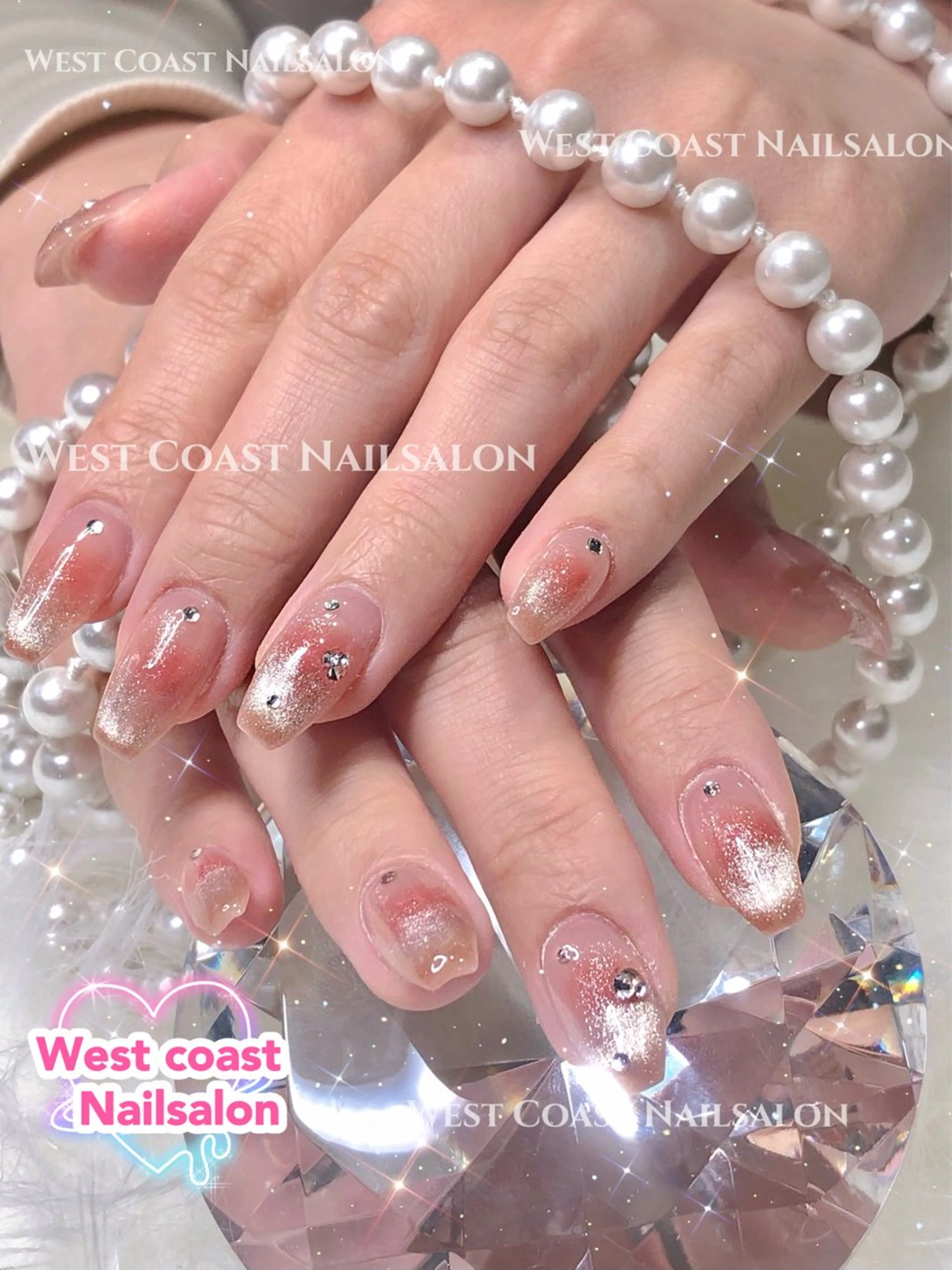 ネイル ハンドネイル リボン、ガーリー パーツ放題専門店のネイルデザイン