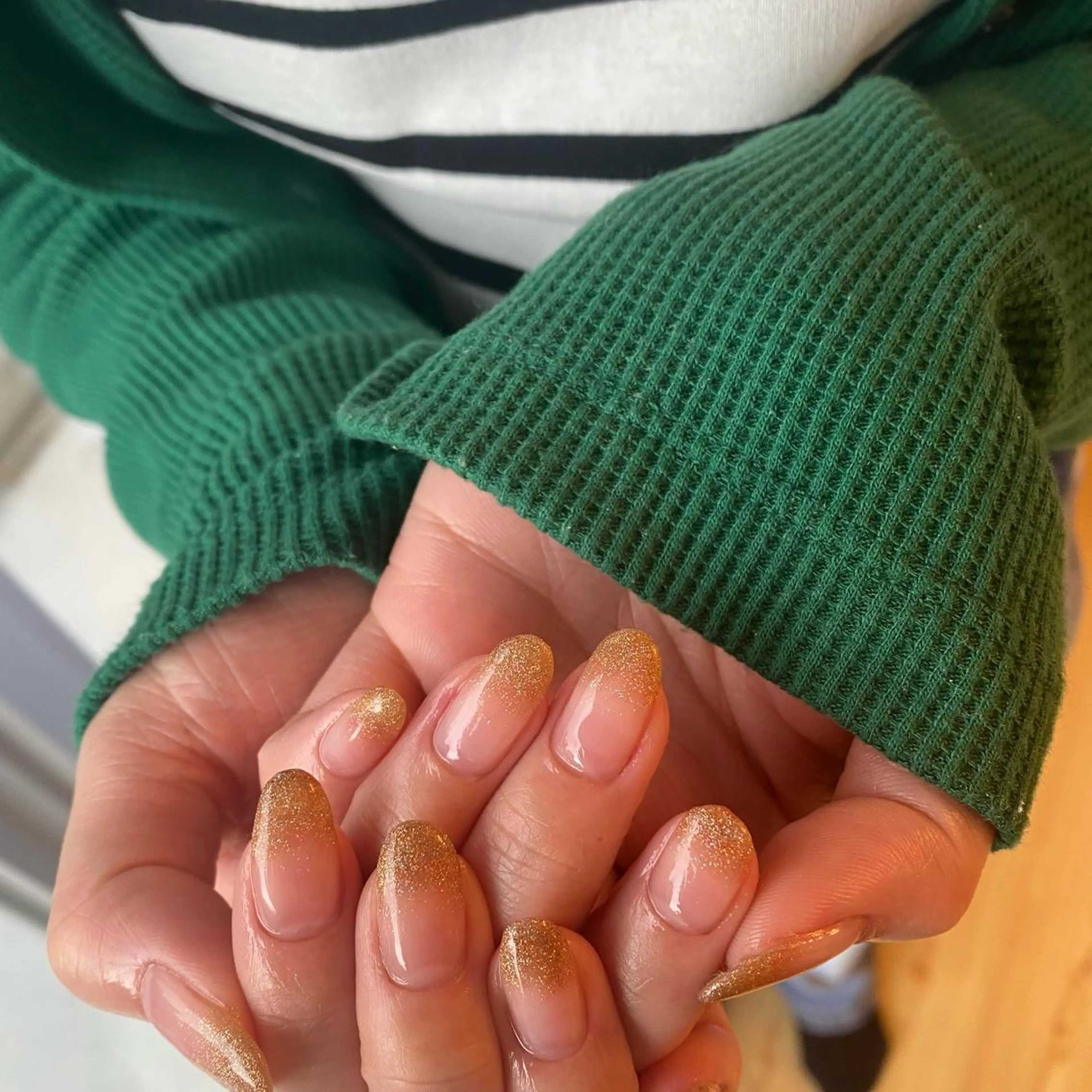 ネイル グラデーション ティアラリュクス 中島公園店のネイルデザイン