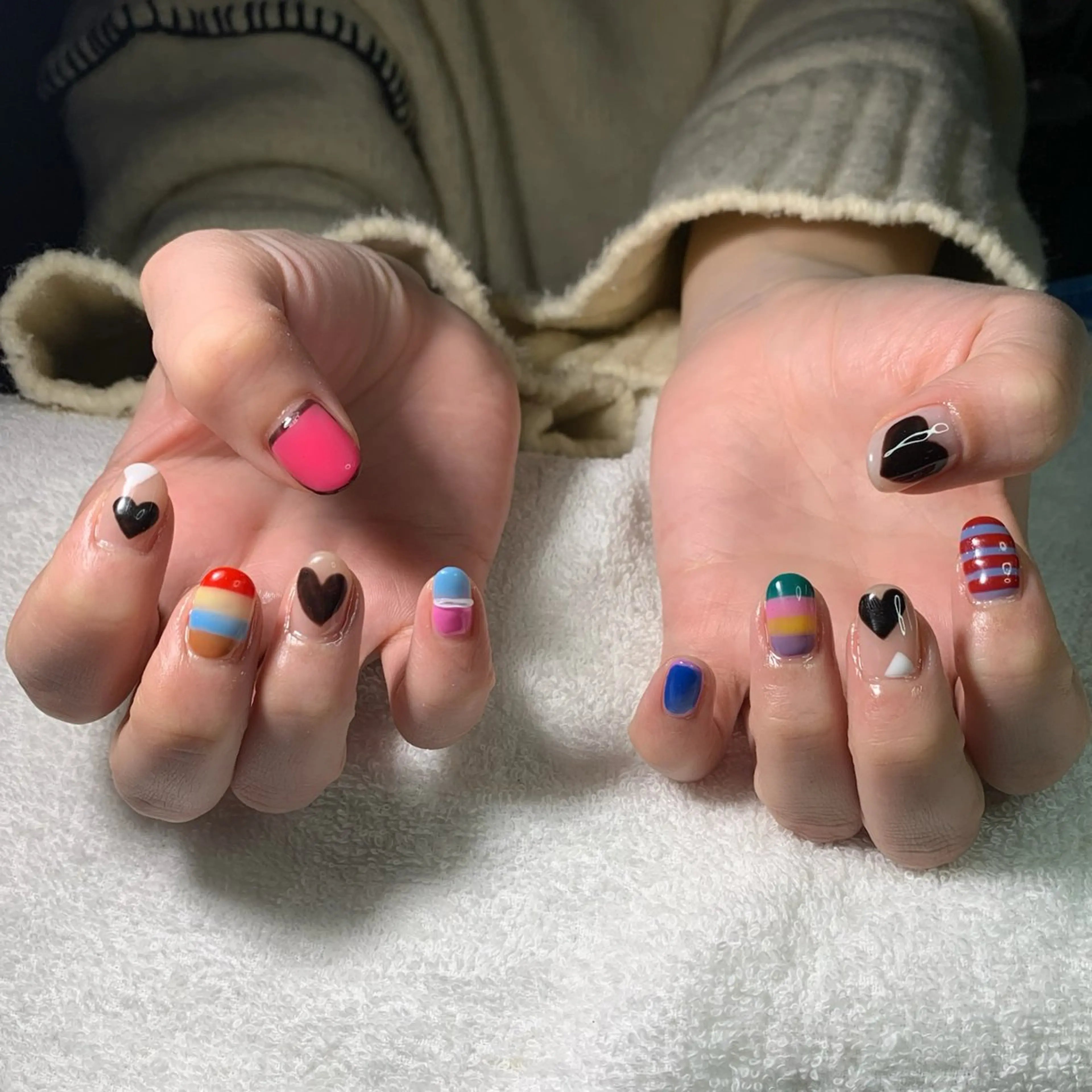 ネイル ハンドネイル フットネイル MHR nailのネイルデザイン