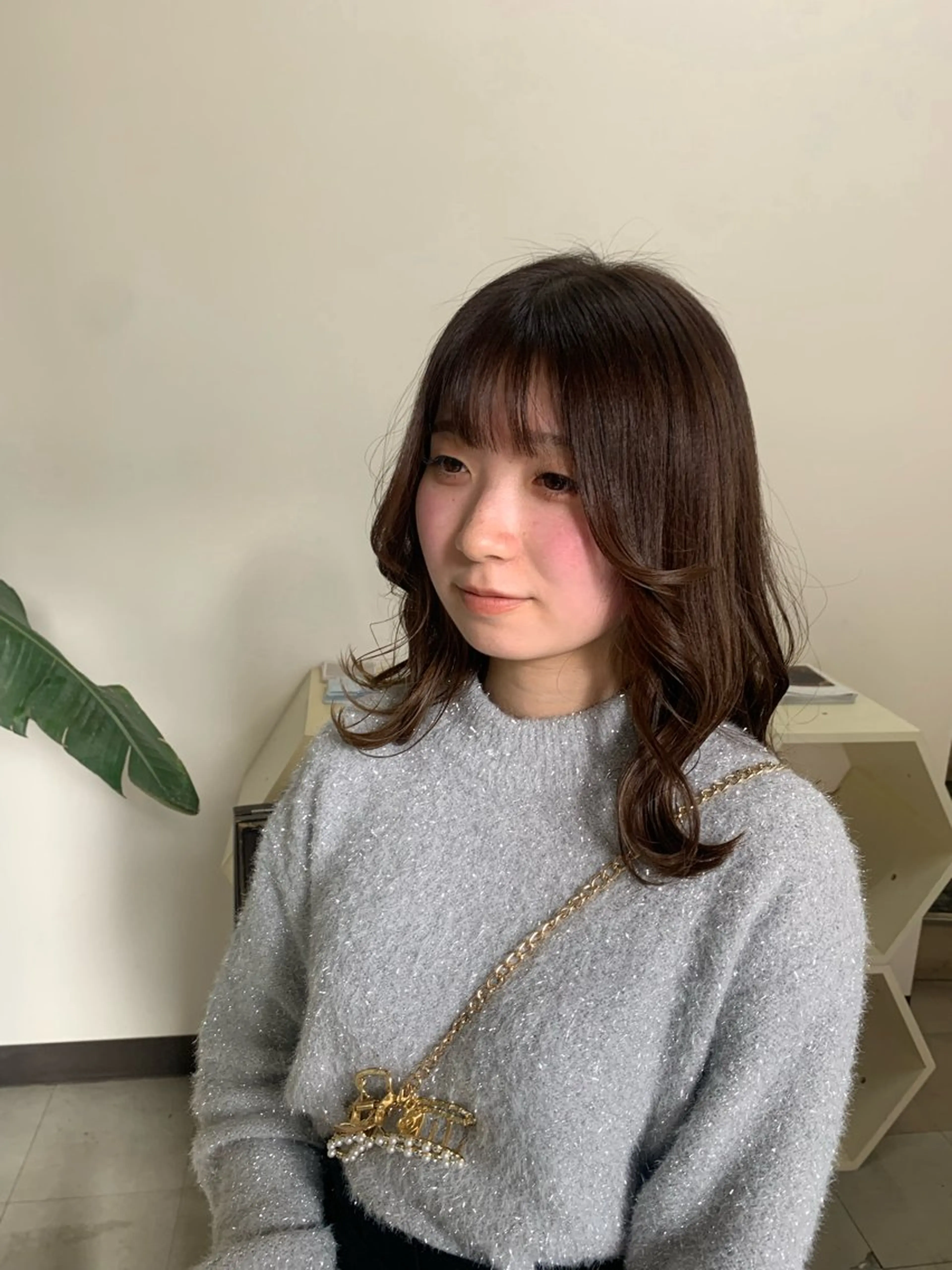 ミディアム カット ヘアカラー 透明感カラー wacoのヘアスタイル