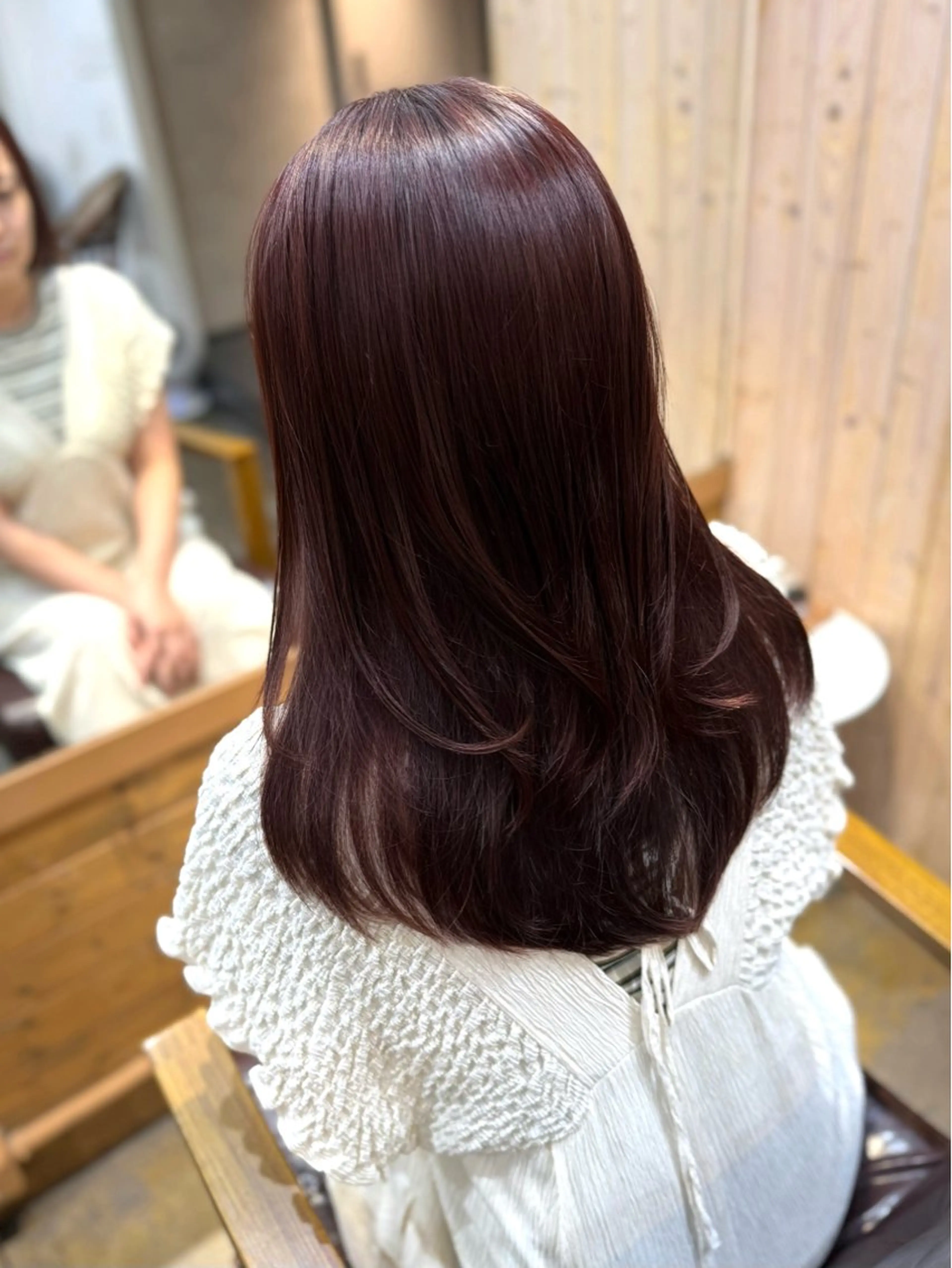 セミロング 髪質改善✨艶髪✨ レイヤーカット 田畑のヘアスタイル