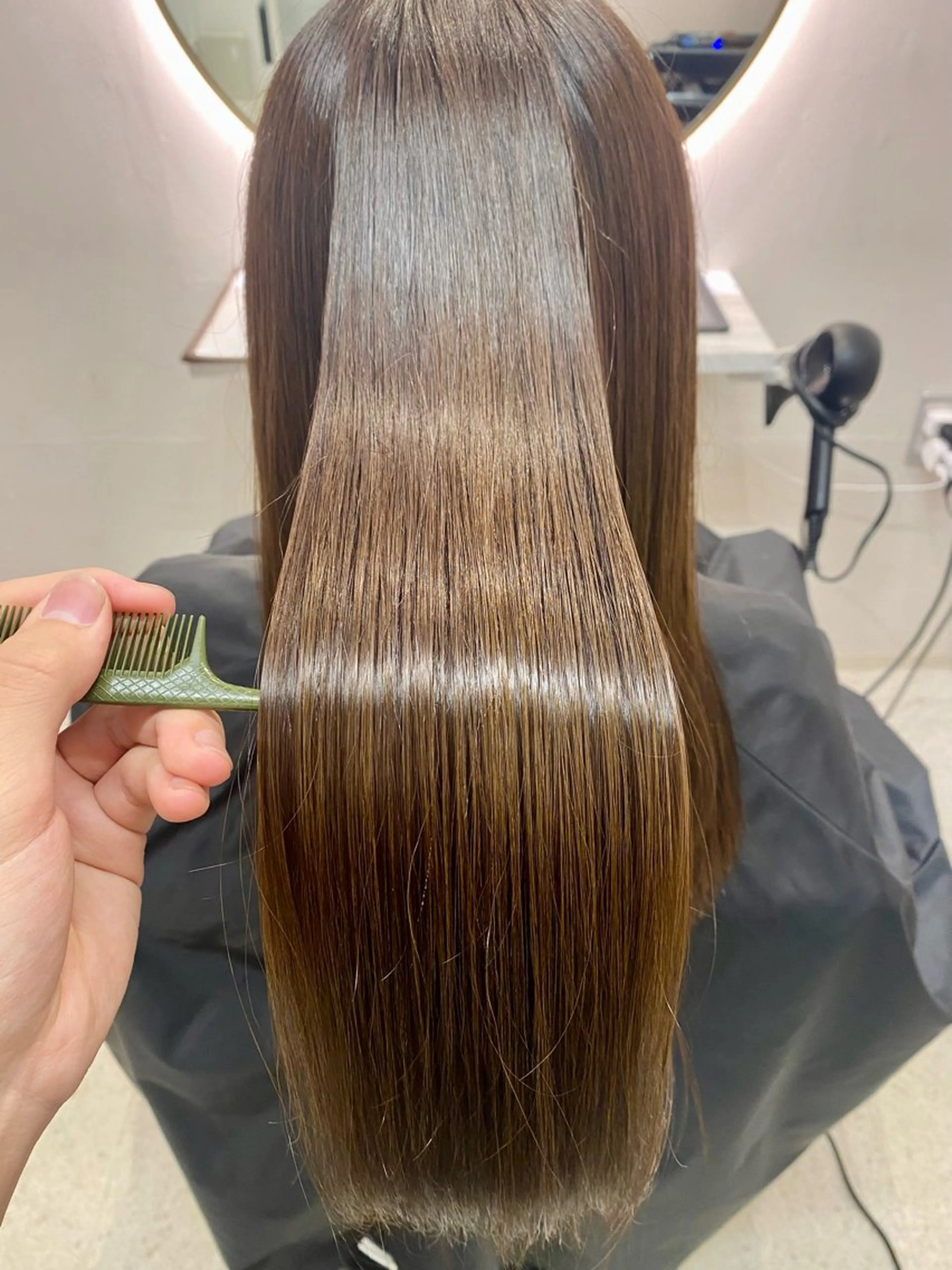 ロング 髪質改善 韓国風ヘア トリートメント トリートメント 韓国🇰🇷艶髪 ケアカラーSHURIのヘアスタイル