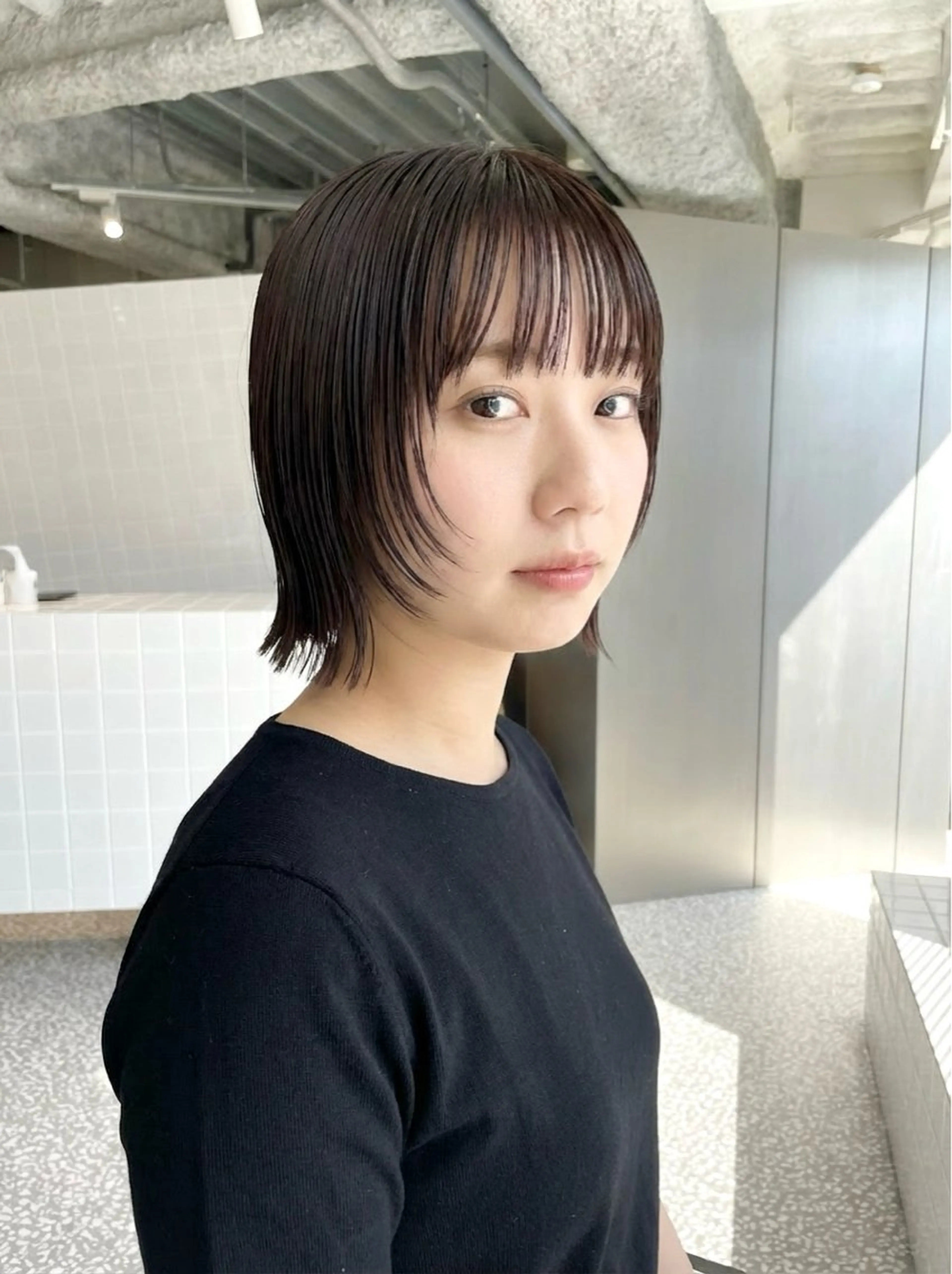 ミディアム カラー 梅田/似合わせ/ イサミカズヒロのヘアスタイル