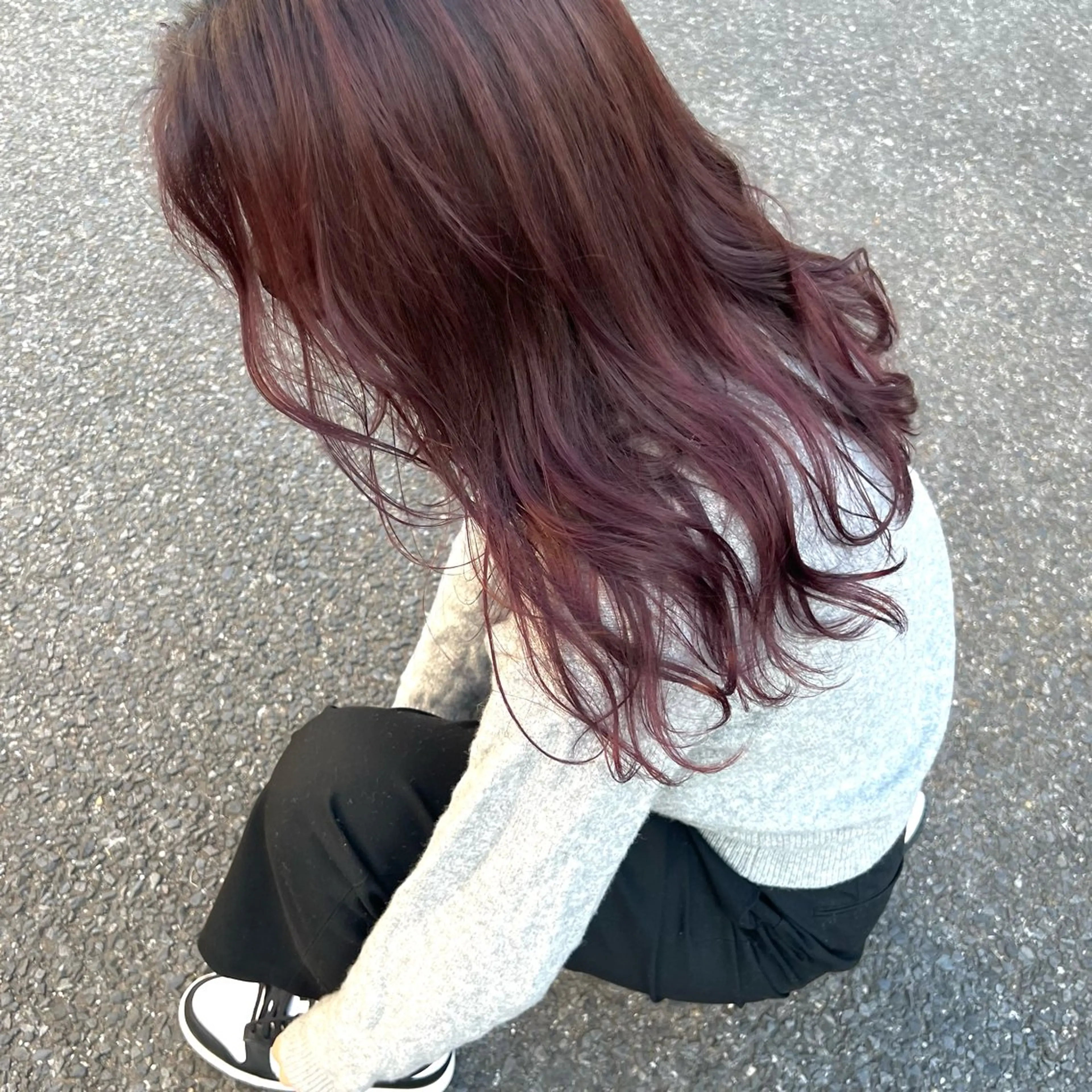 セミロング カラー ブリーチ ピンクカラー 大久保 佳那のヘアスタイル