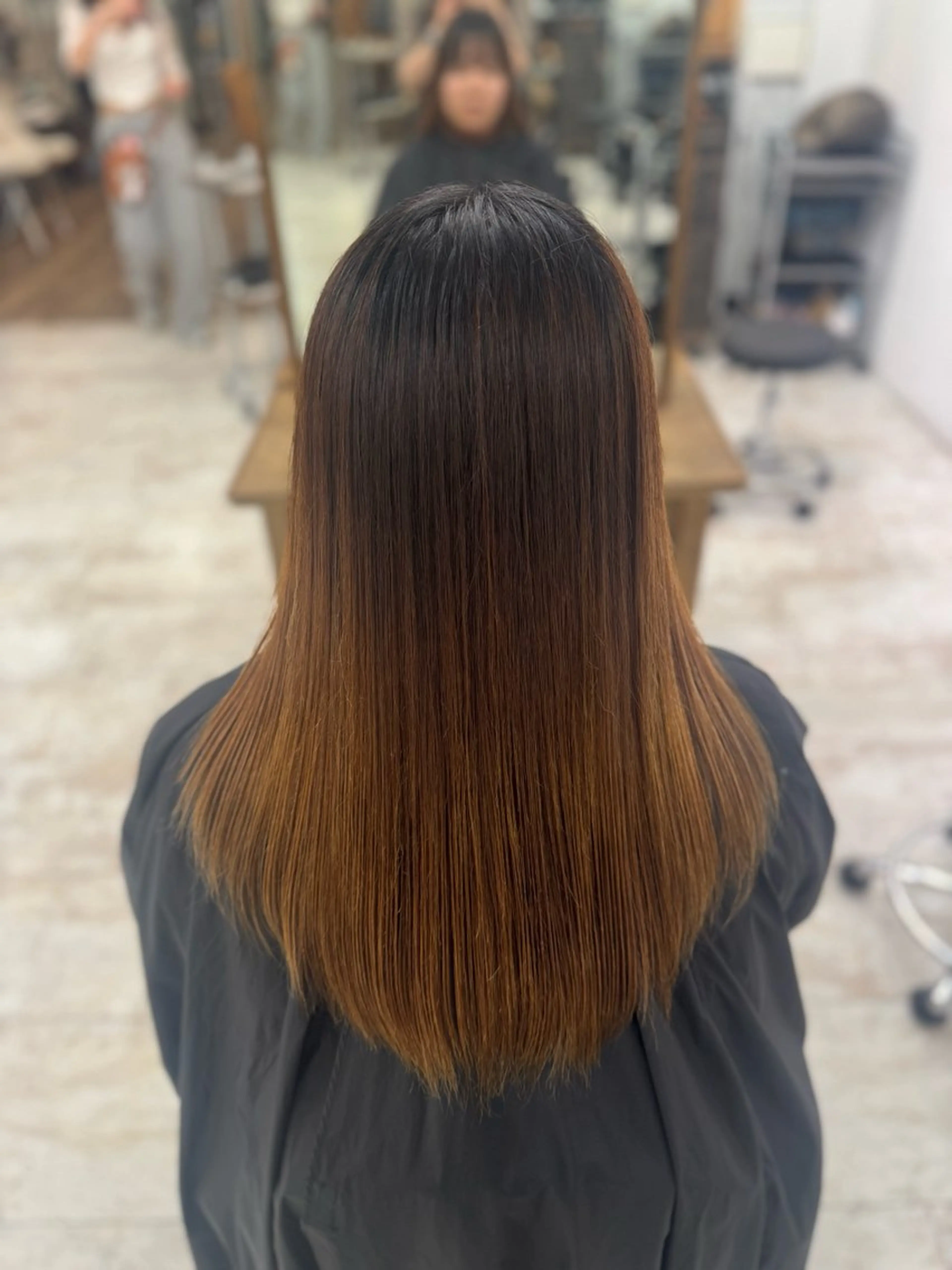 セミロング 縮毛矯正 Tiffa銀座所属・TiffaGINZA /Momokaのヘアスタイル