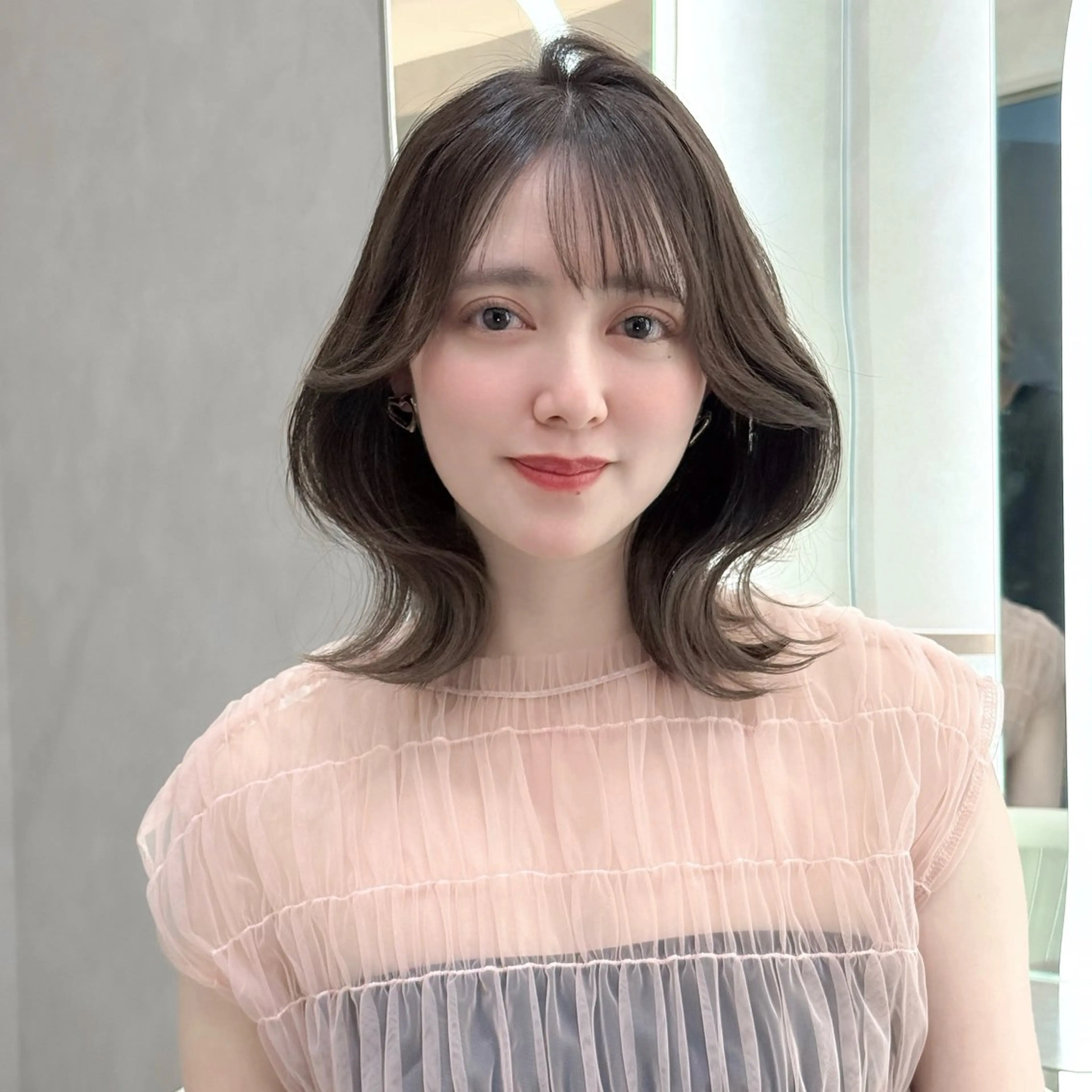 ミディアム カット ヘアカラー レイヤー/ハッシュ/ ボブ/縮毛/内藤康太のヘアスタイル