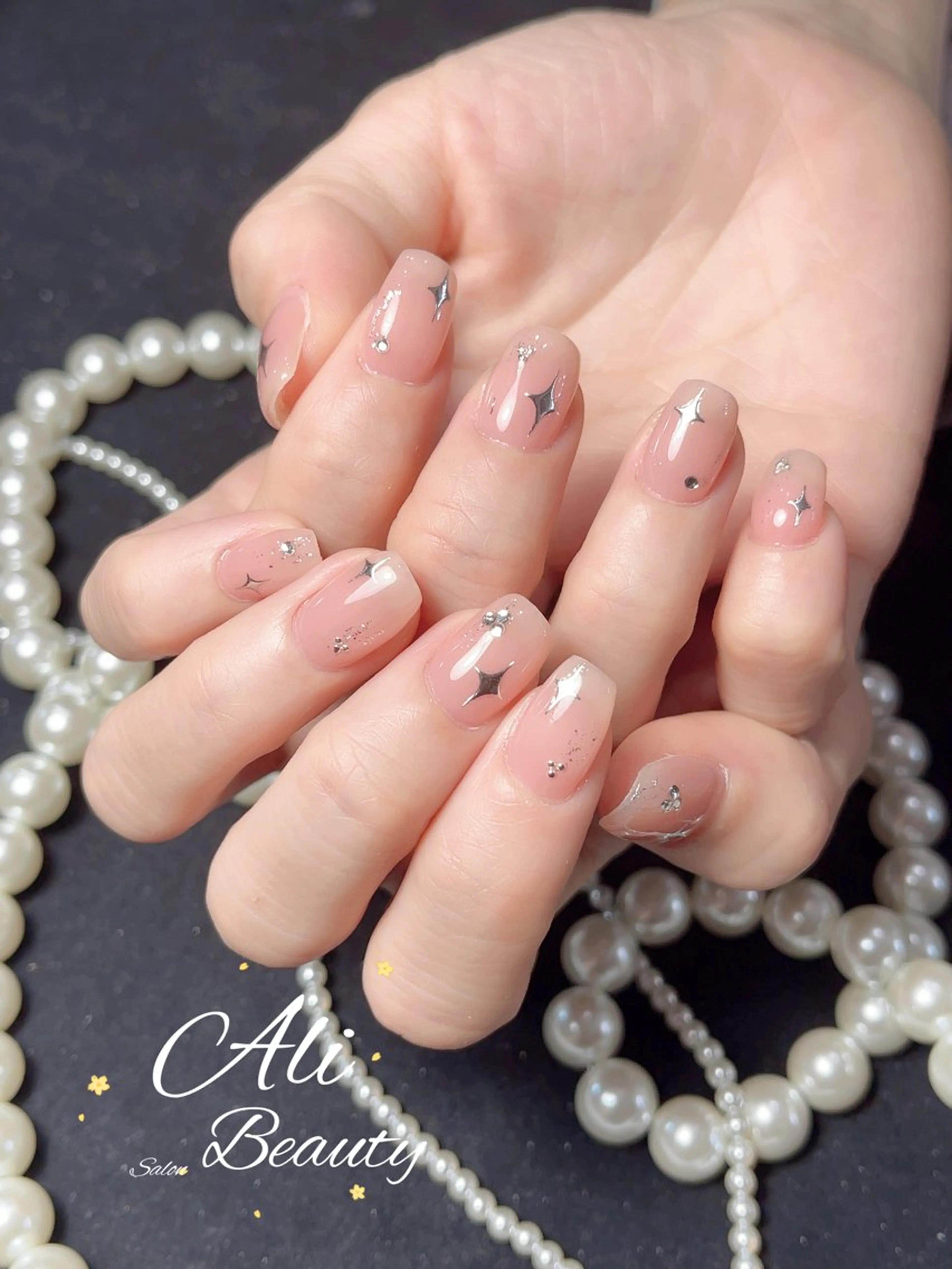 ネイル ハンドネイル Ali 新小岩 ネイル専門のネイルデザイン