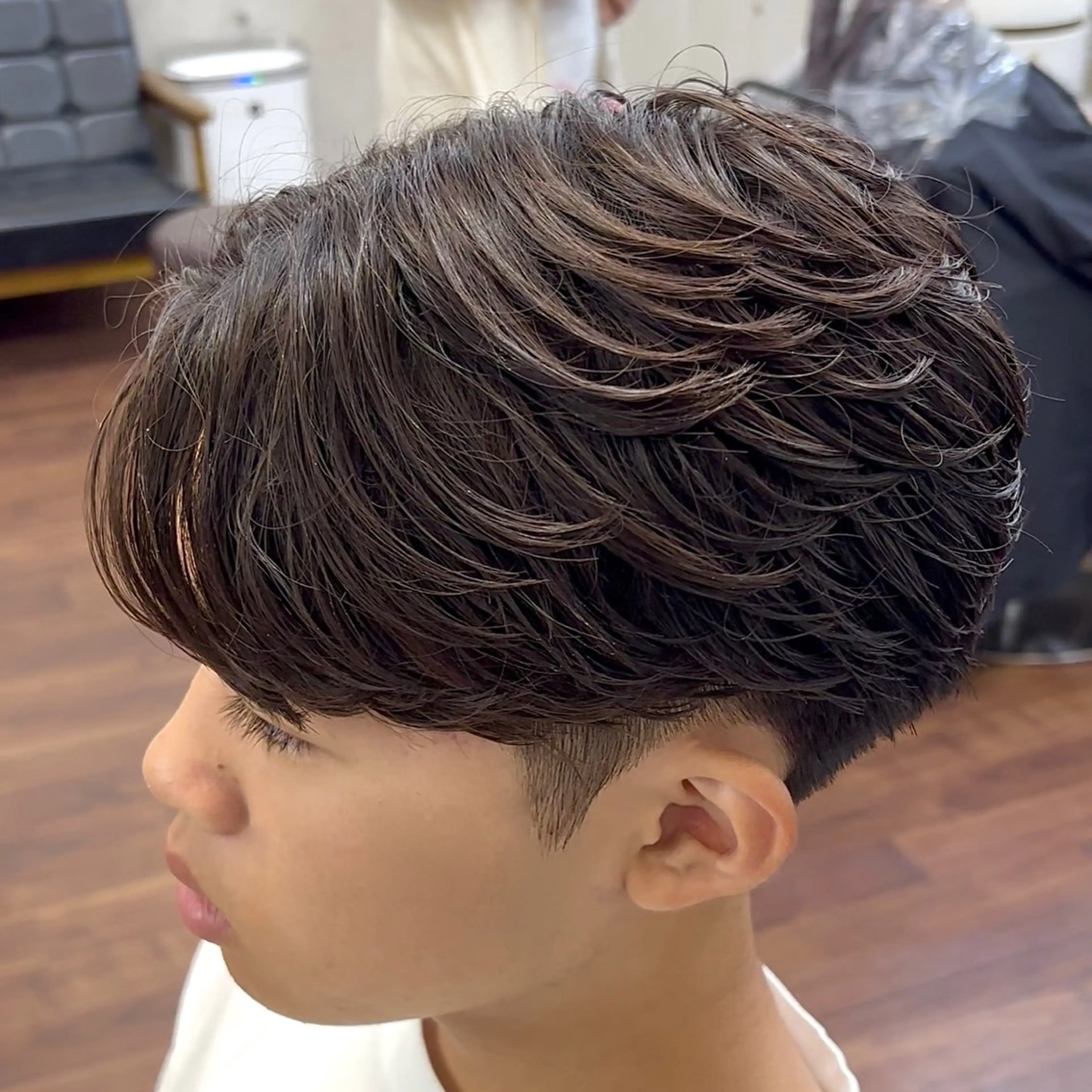 【平日限定】メンズカット＋フェザーパーマの写真