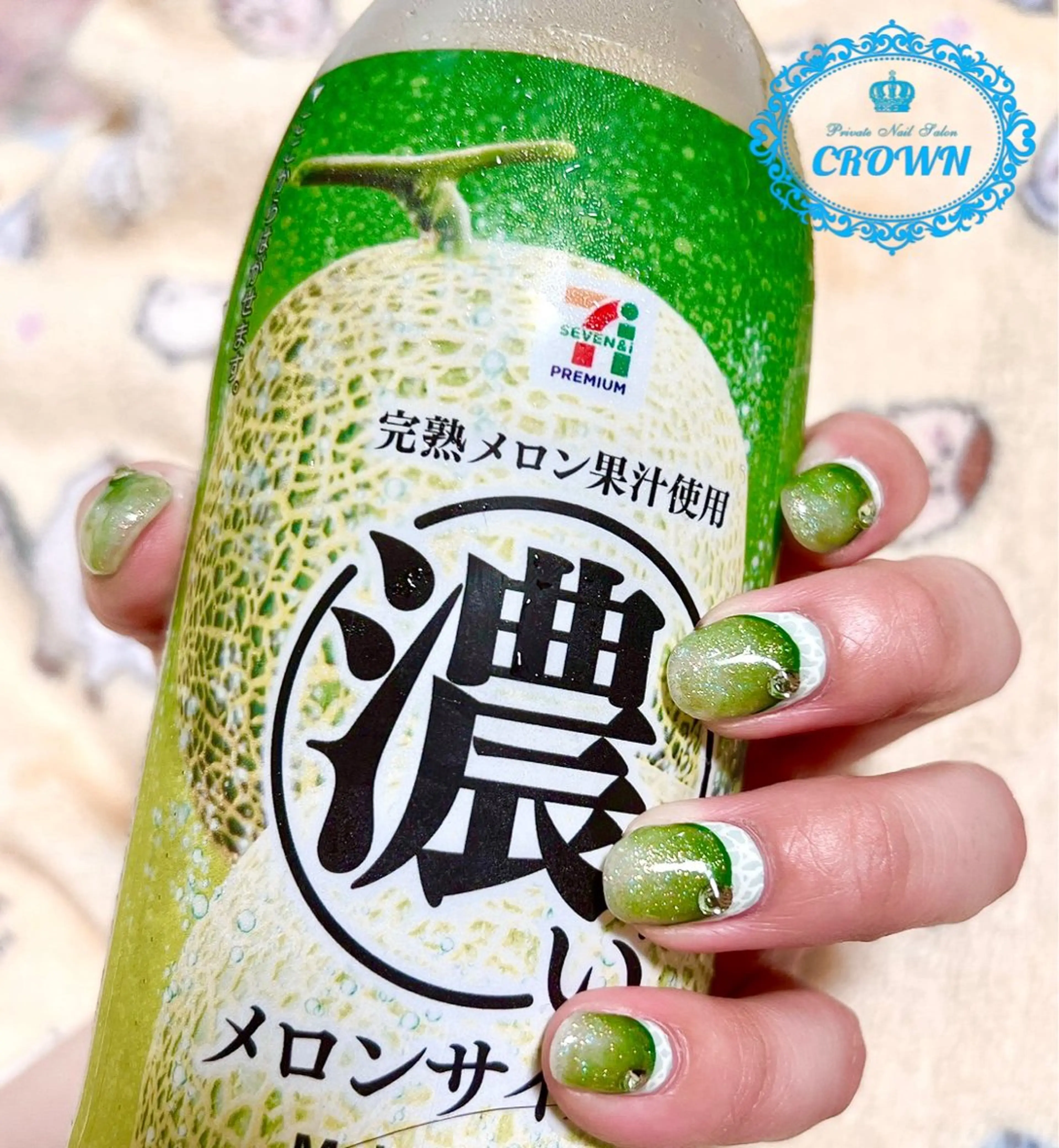ネイル CROWN プライベートサロンのネイルデザイン