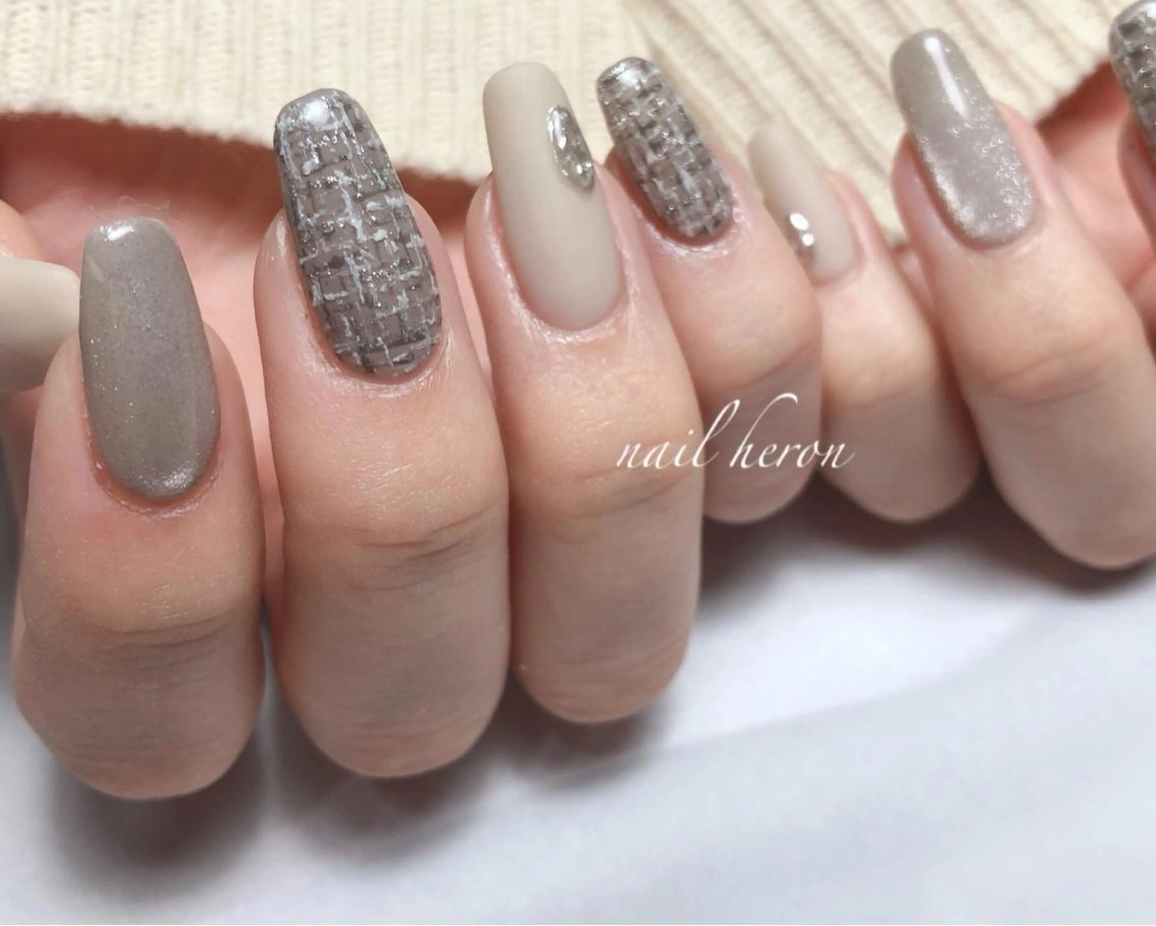 ネイル ツイードネイル ハンドネイル nail heron所属・saki_ nail heronのネイルデザイン