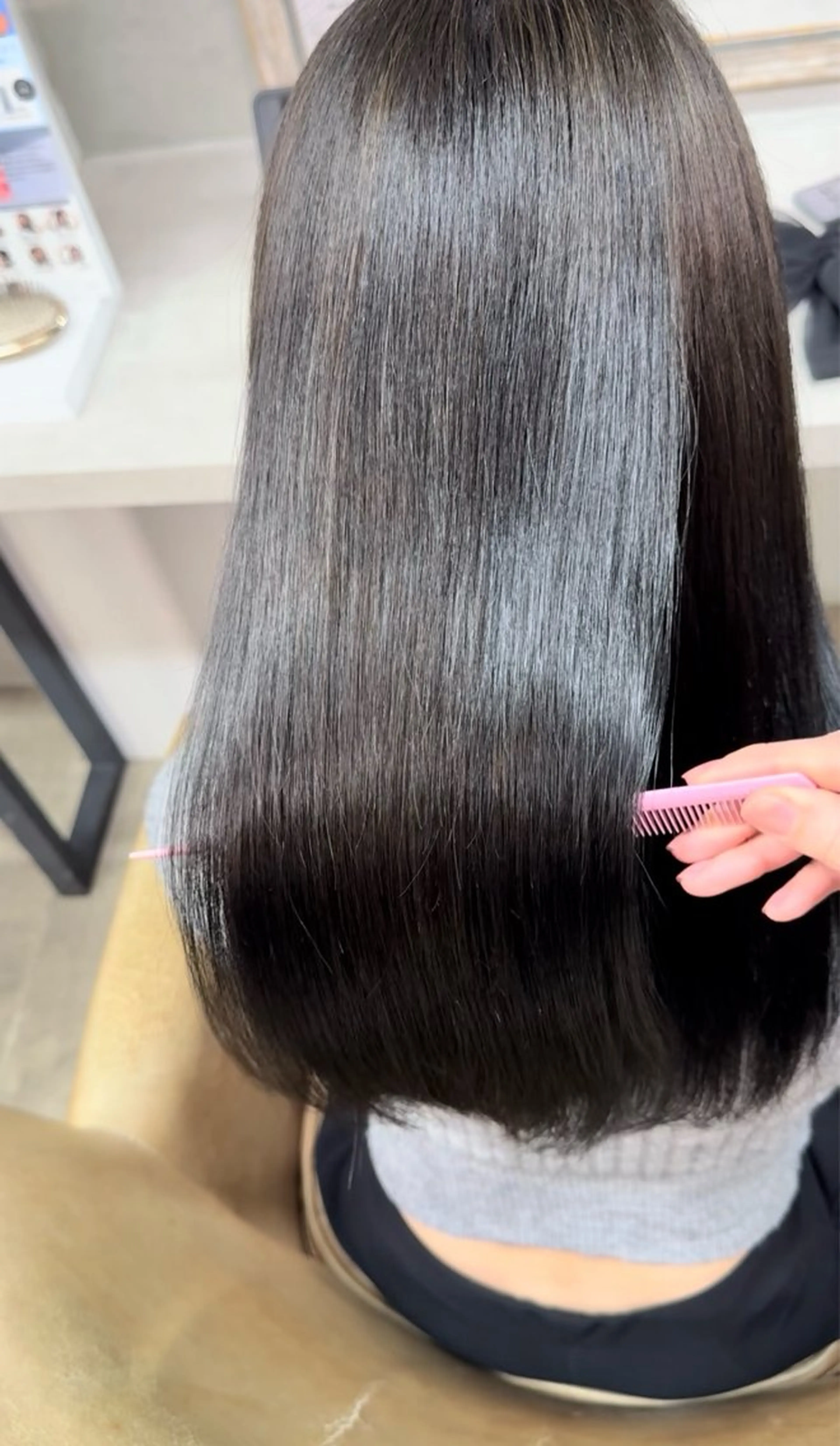 ロング ヘアカラー Blast akihaのヘアスタイル