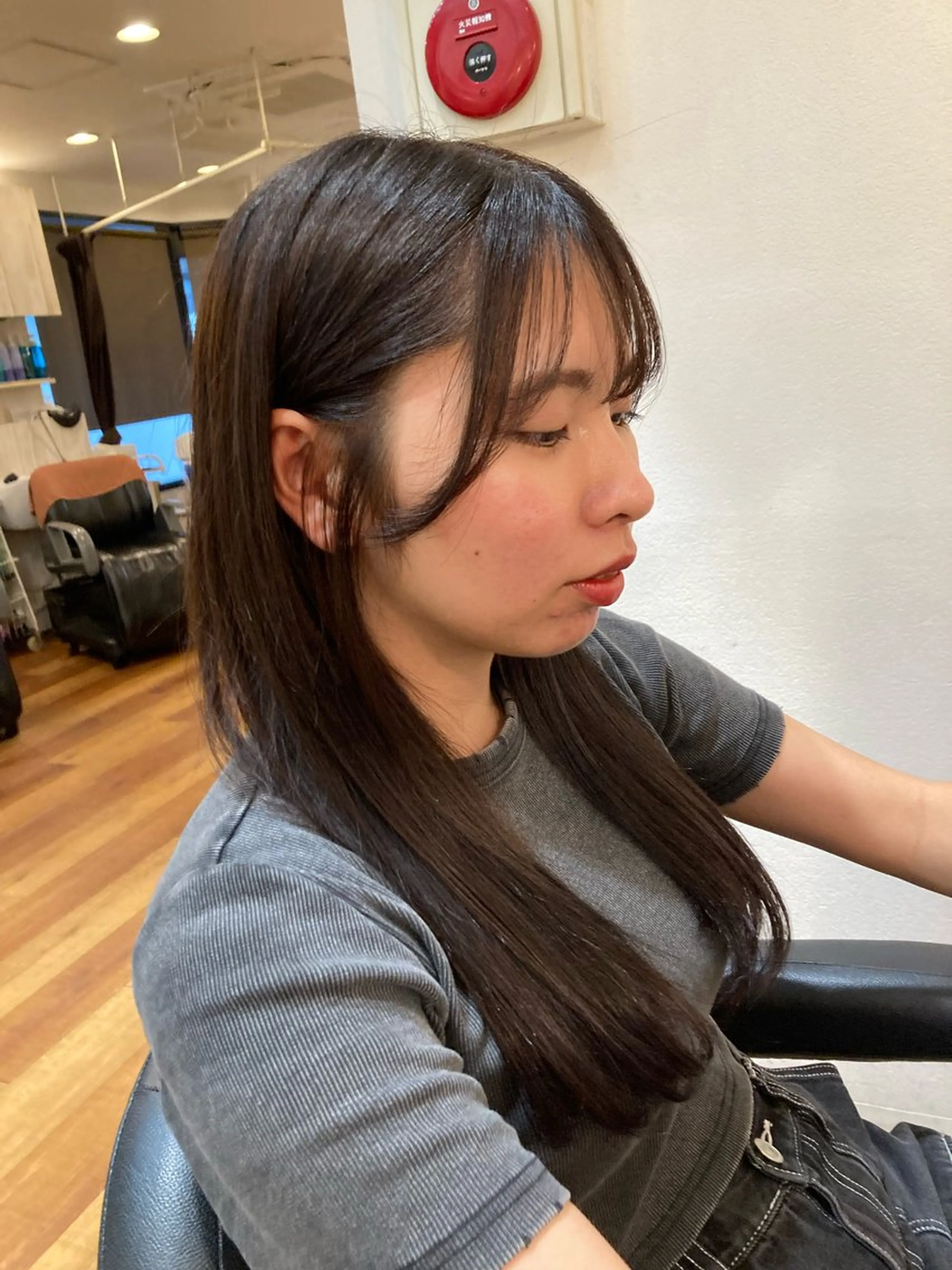 ロング MOLLASALON 浅香山店所属・髪質改善カラー 縮毛矯正🤍辻桃加のヘアスタイル