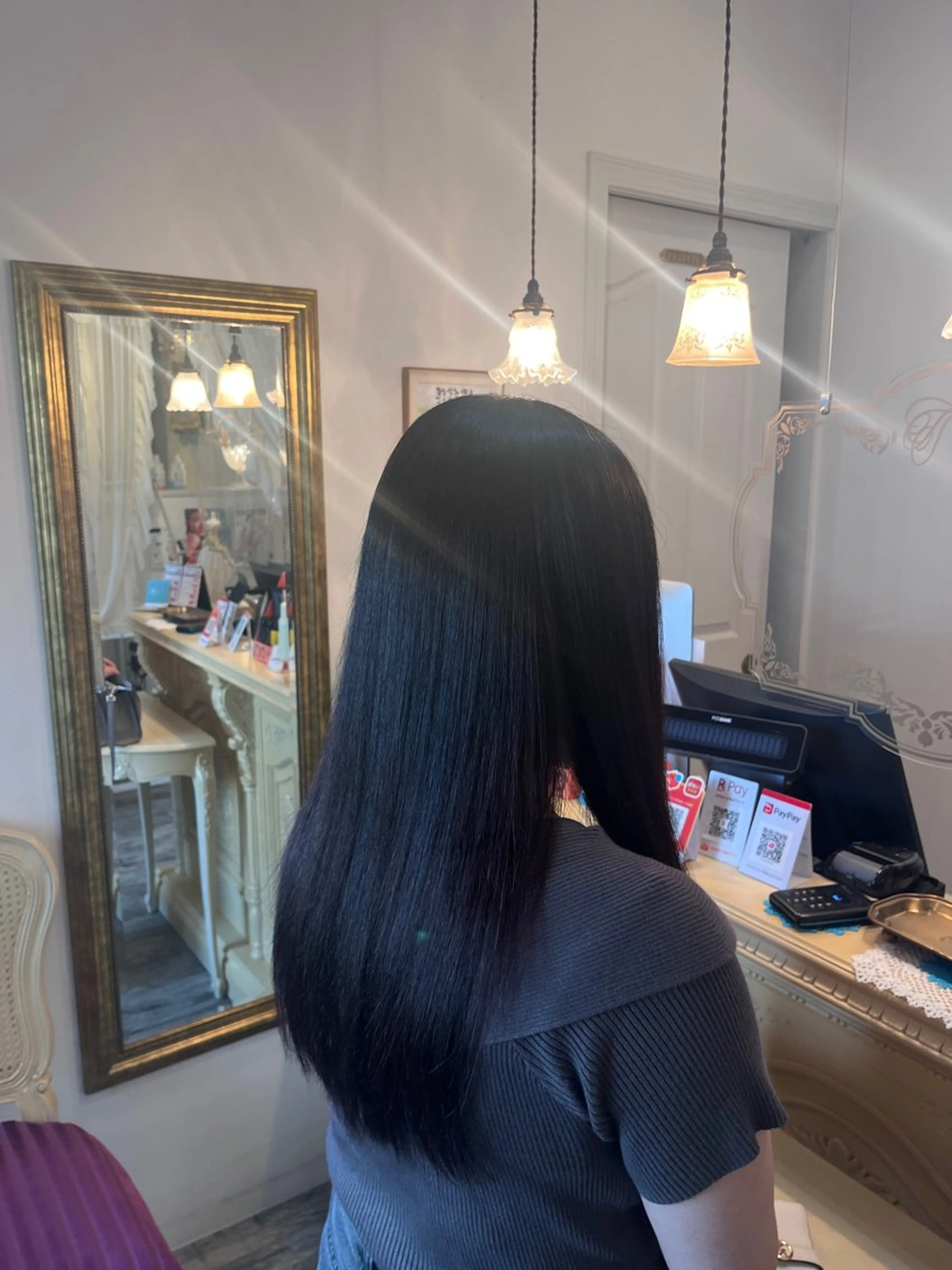 縮毛矯正  ストレートにします！の写真