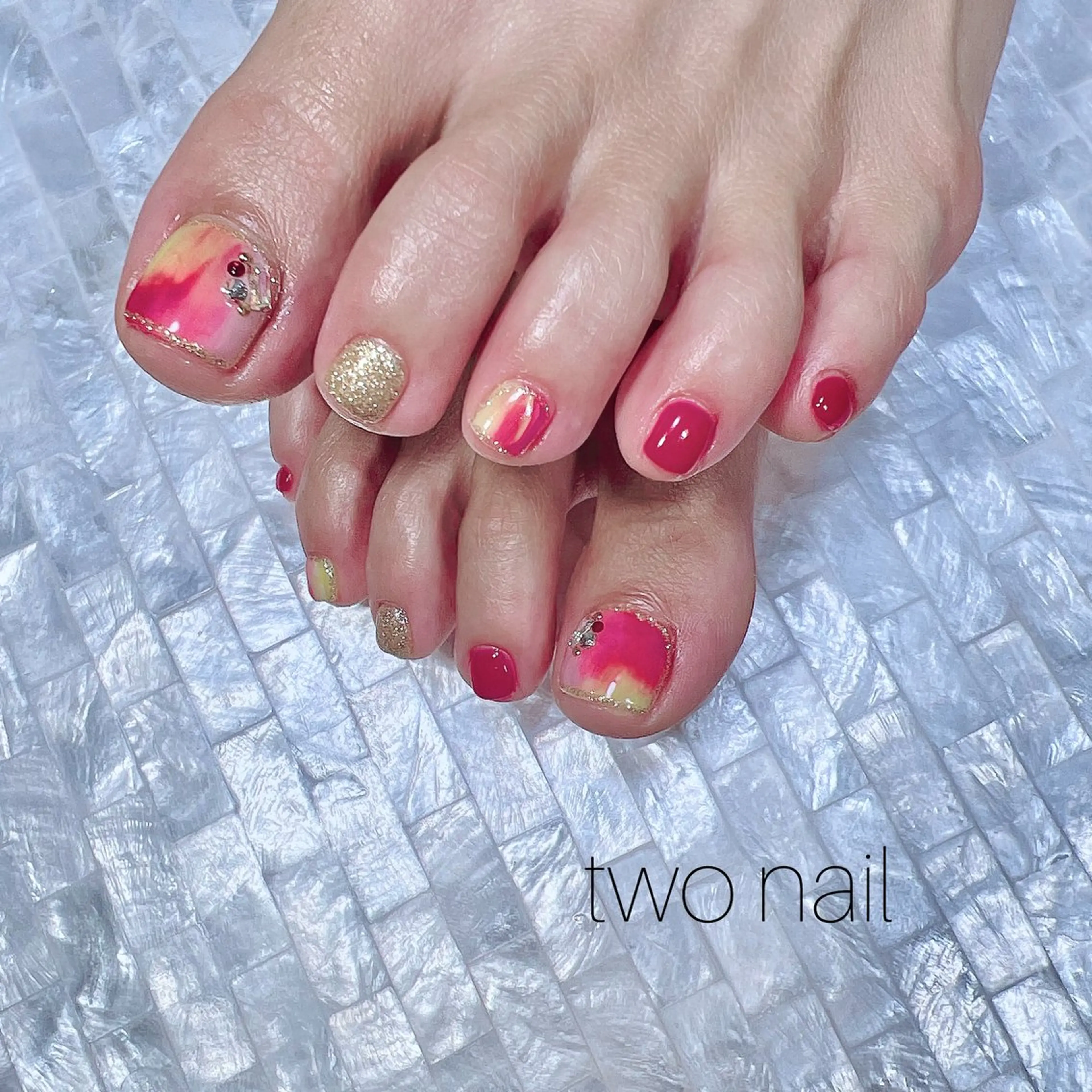 ネイル アートネイル ネイルチップ ホワイト フットネイル two nailのネイルデザイン