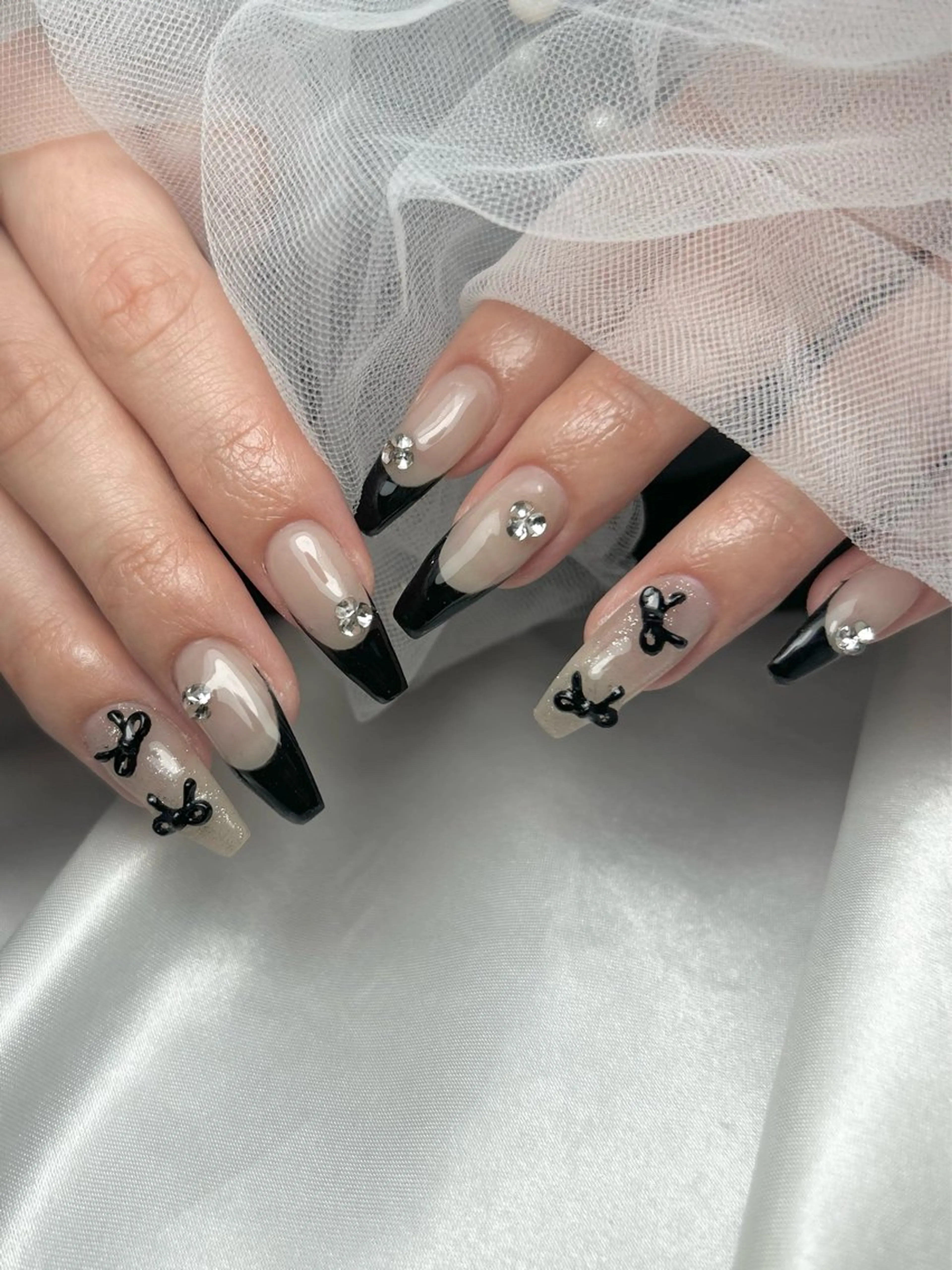 ネイル ハンドネイル フットネイル rea .のネイルデザイン