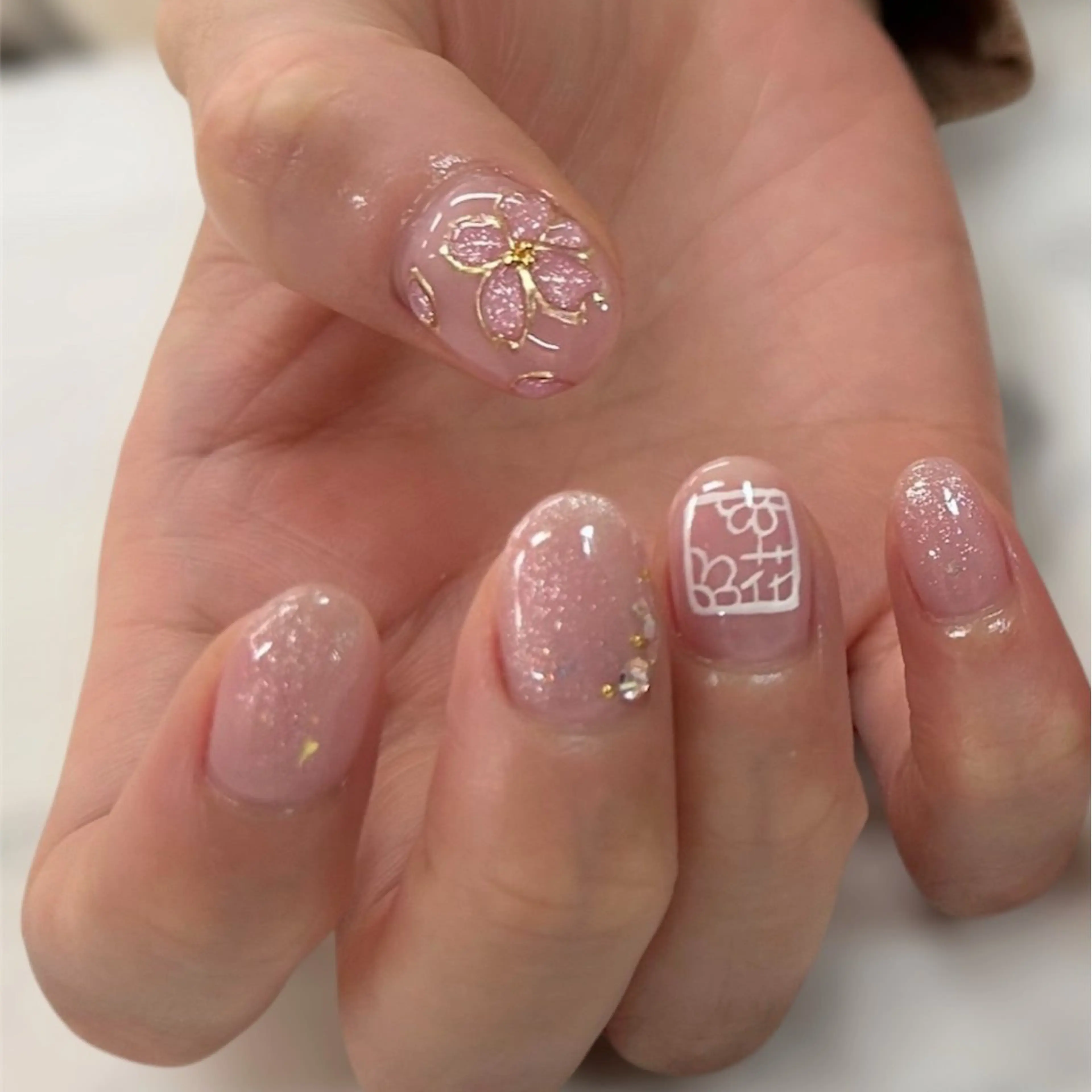 ネイル ハンドネイル アトリエ　ミモザ所属・いまむら あかりのネイルデザイン