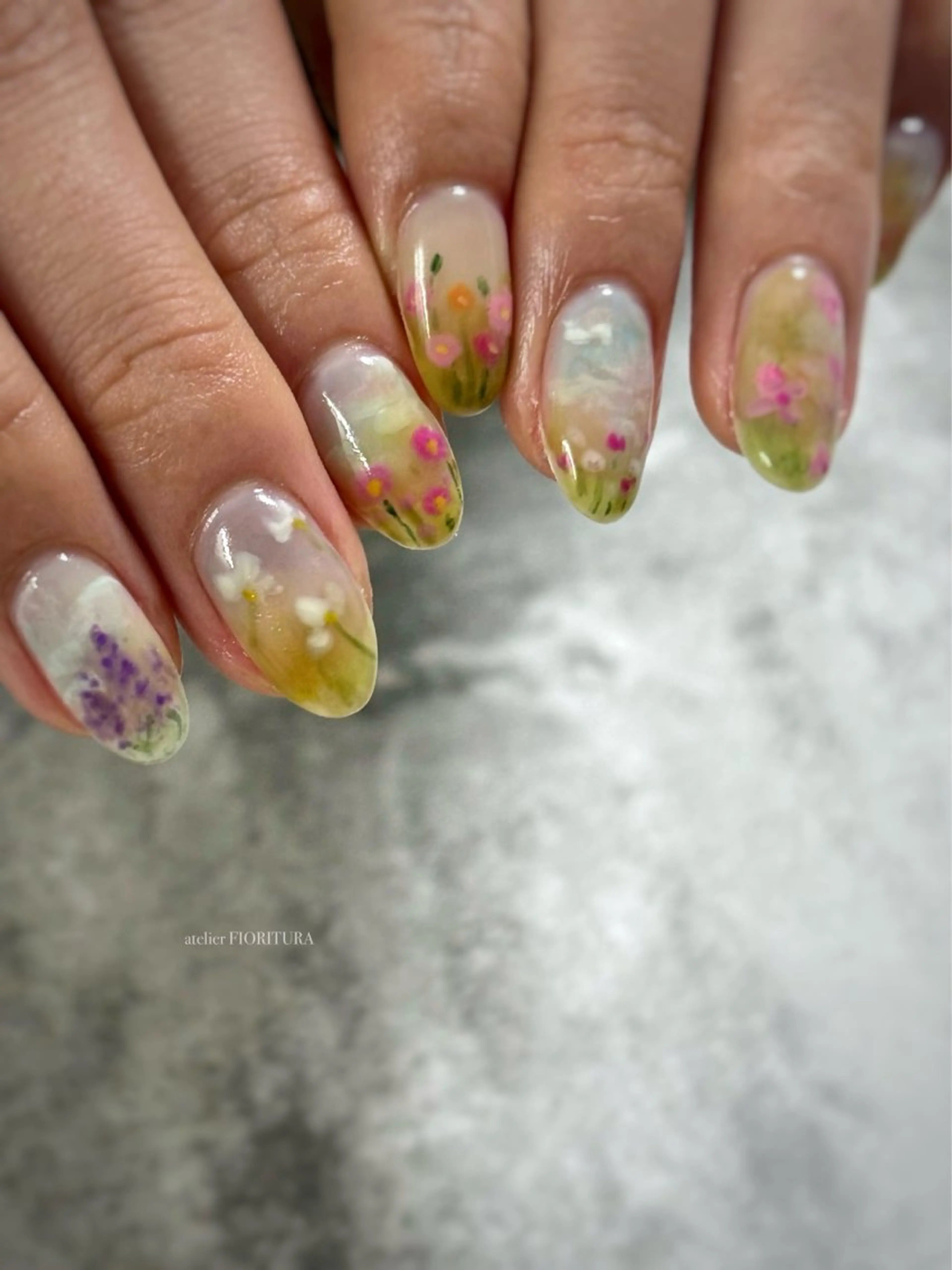 ネイル ハンドネイル FIORITURA Maikoのネイルデザイン