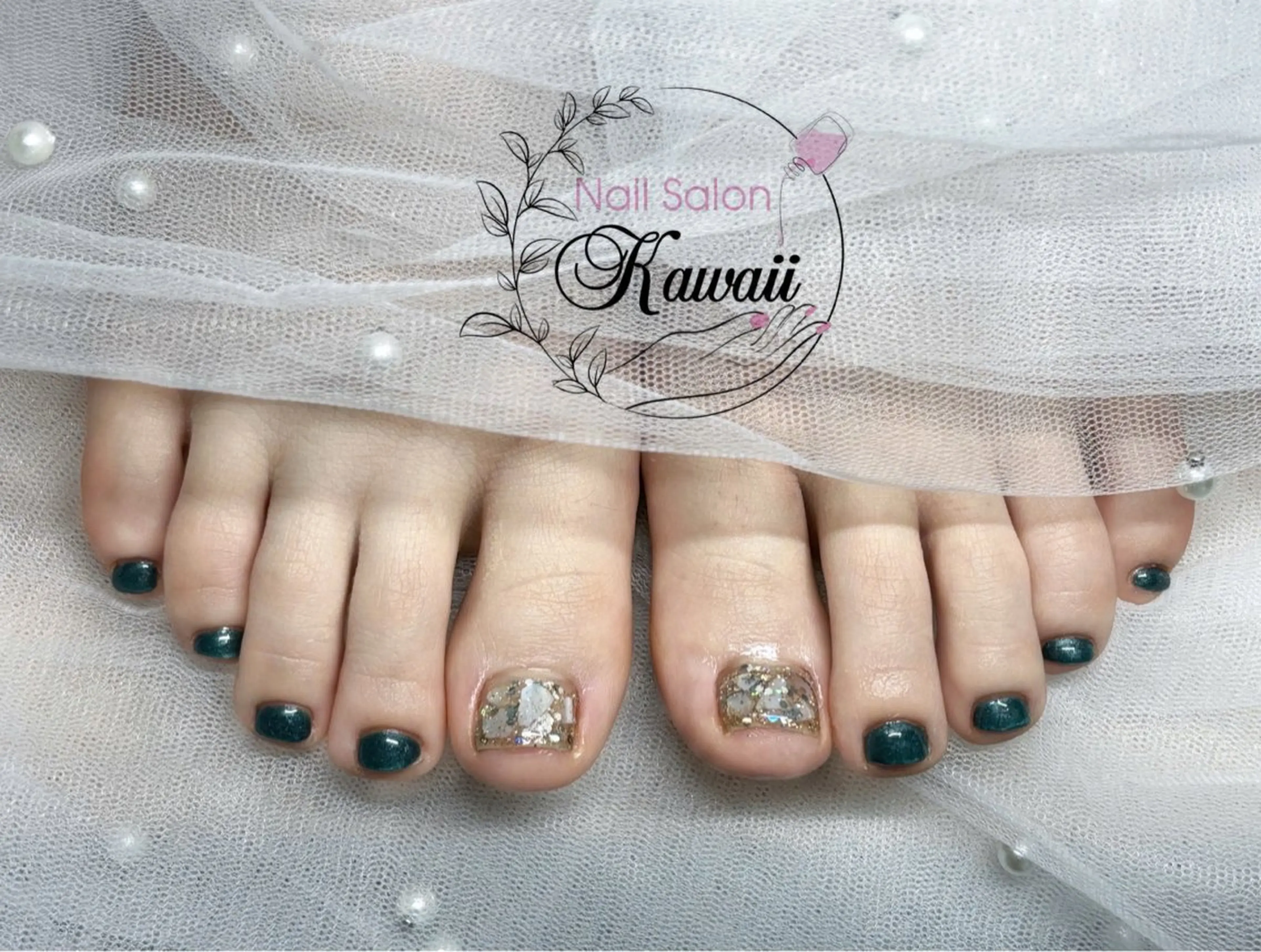 🦶🏻ちょこっとアート🎨デザイン1️⃣​〜​2️⃣本＋ワンカラー ¥5,200ワンポイントでおしゃれ度UP✨持ち込みOKの写真