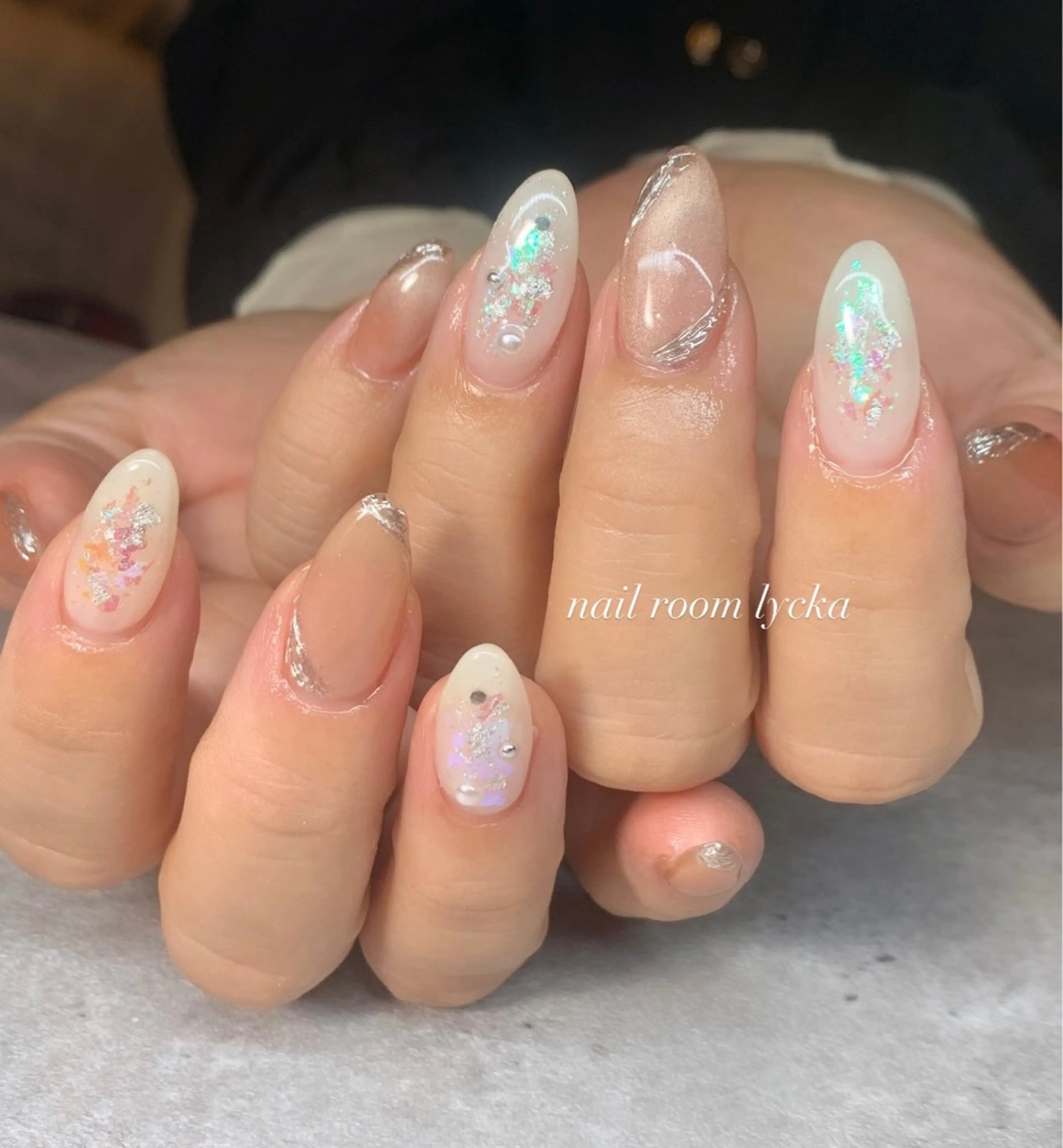 ネイル ﾈｲﾙﾙｰﾑﾘｯｶ 𝐦𝐚𝐲𝐮のネイルデザイン