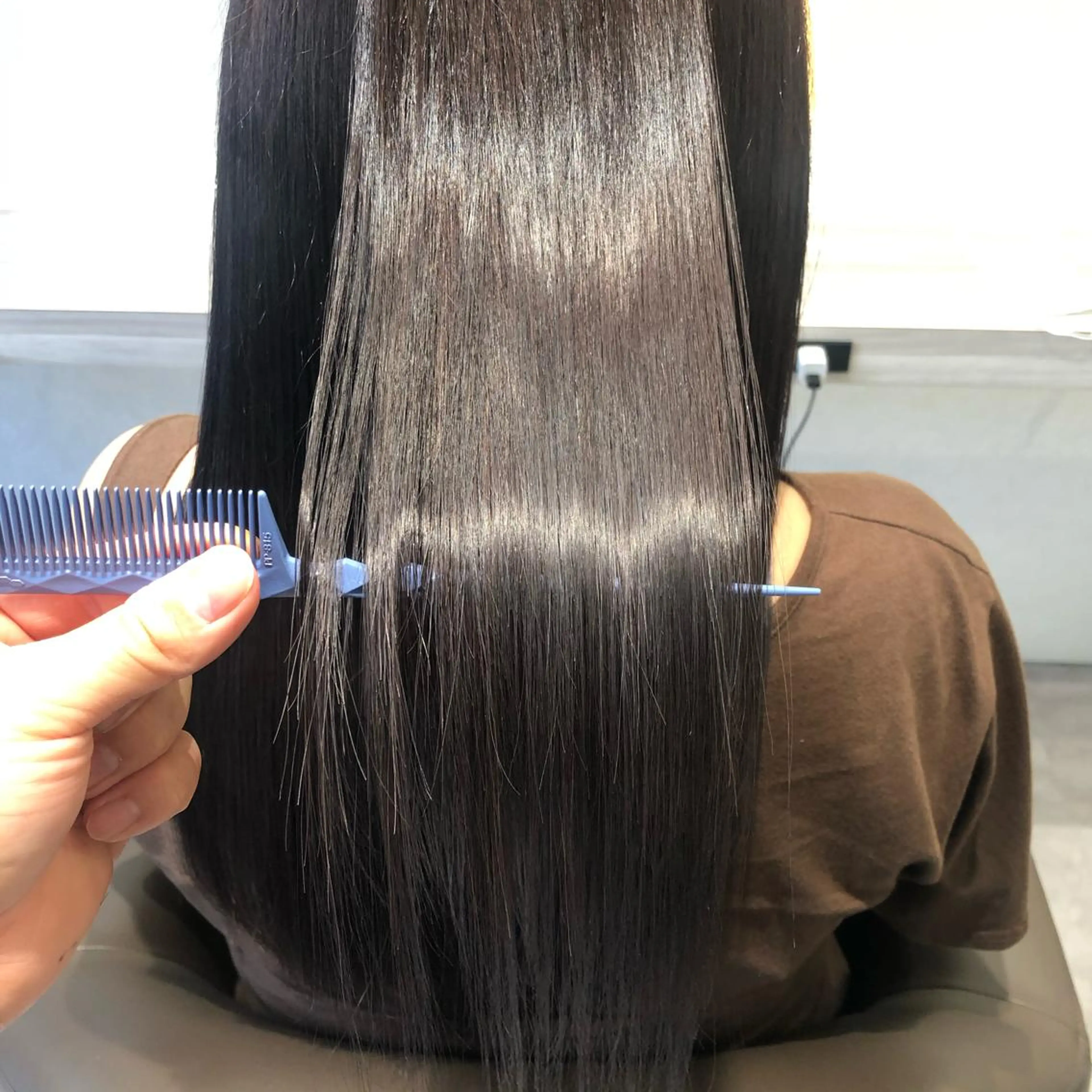 ロング ムトウセイマ/艶髪 /艶ケアWブリーチのヘアスタイル