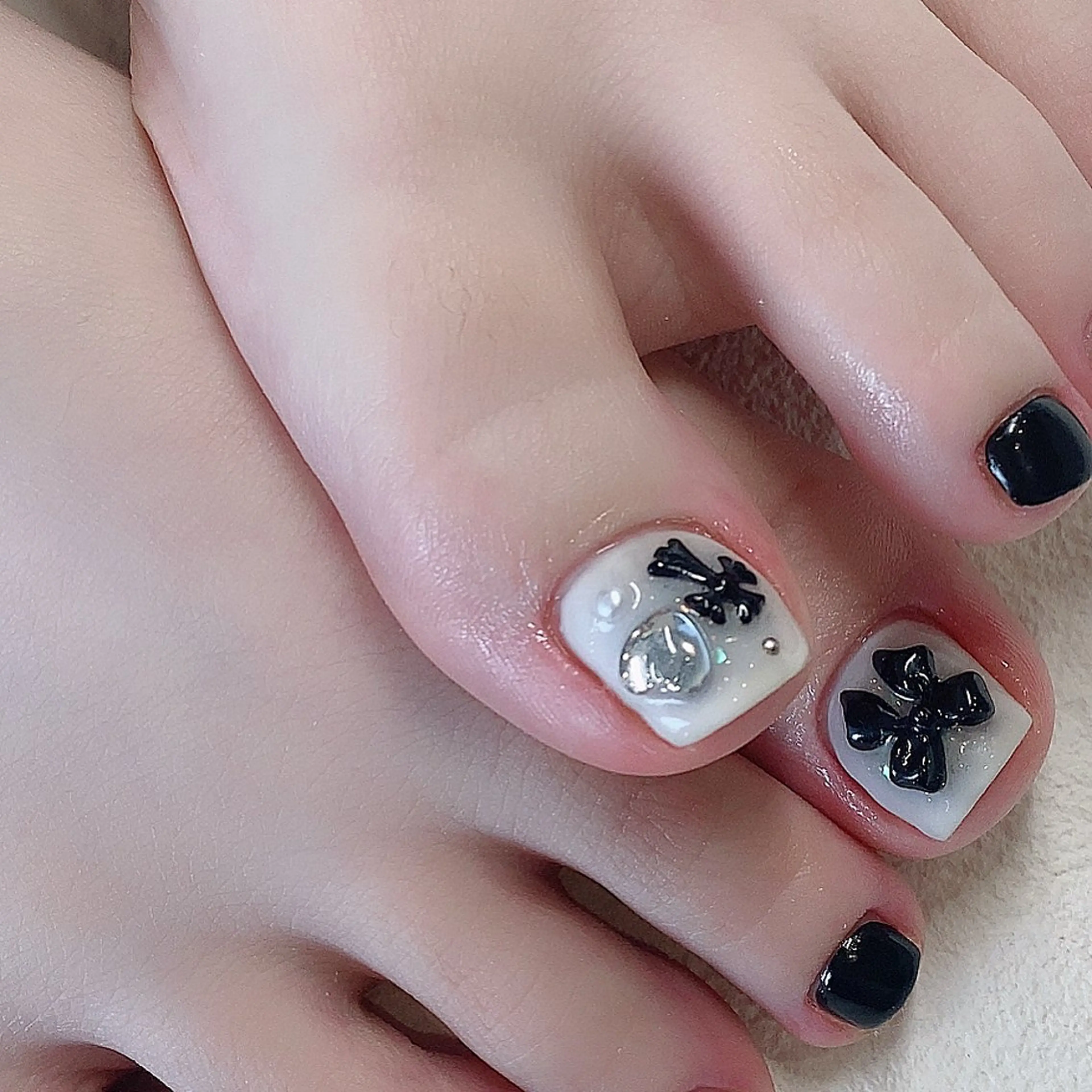 オフなし✨フット親指アートの写真