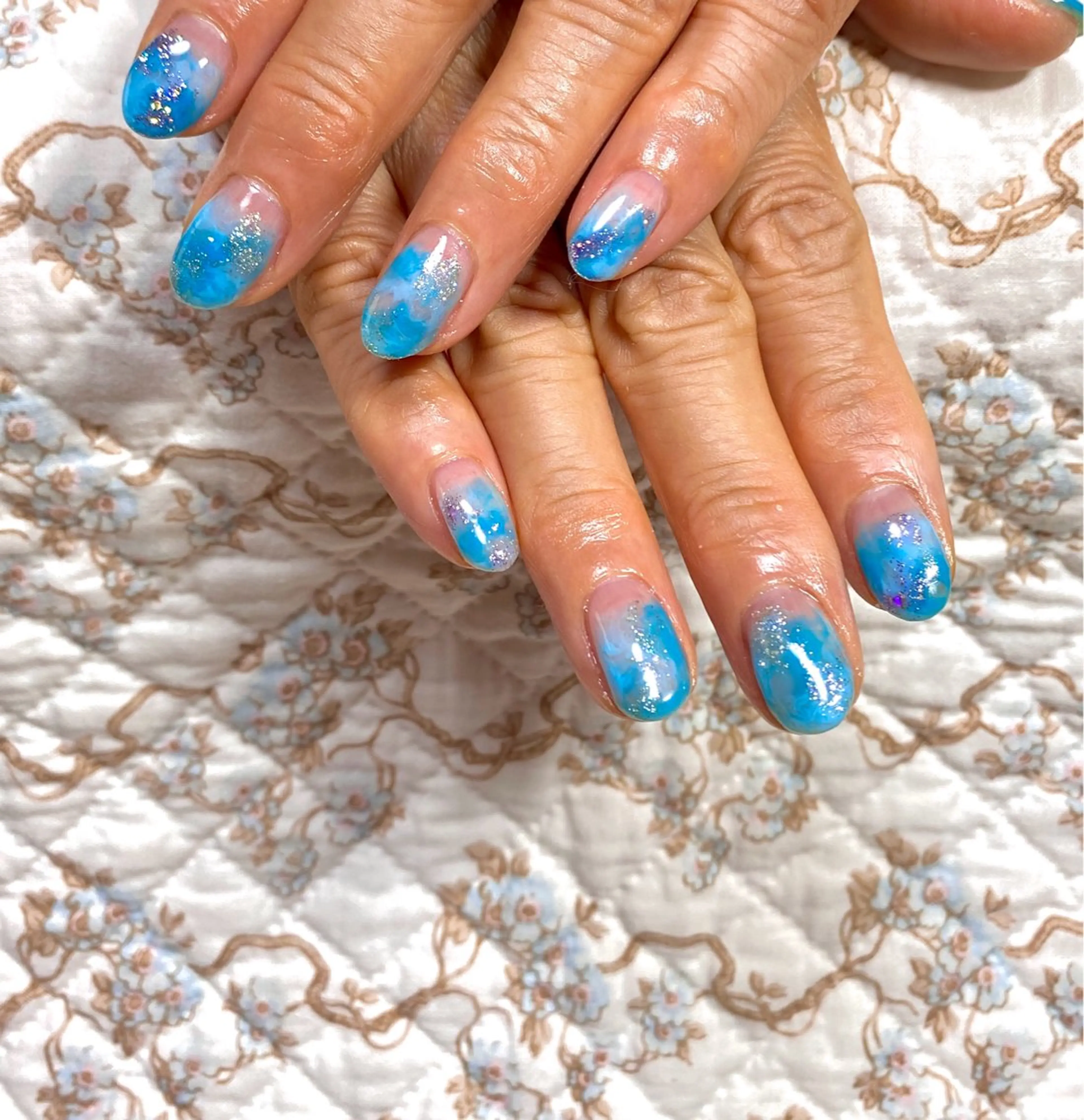 ネイル フットネイル ジェルネイル マグネットネイル 持ち込み ニュアンスネイル ハンドネイル ネイルサロン春所属・ネイルサロン 春のネイルデザイン