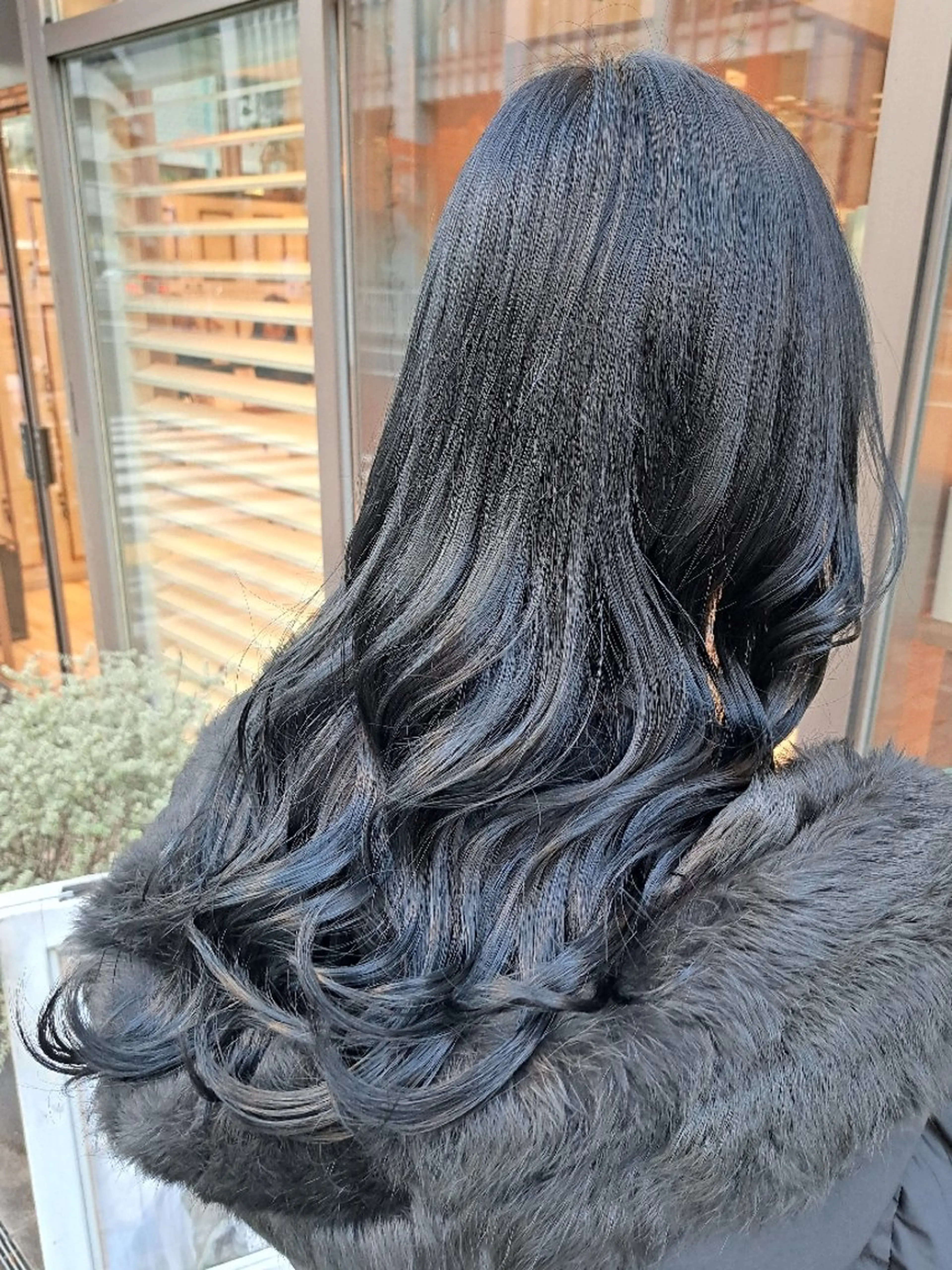 【当日、29,30予約❌】黒染め不使用の暗髪ワンカラー+髪質改善トリートメント︎※再来+¥500💜コテ巻き付き💜の写真