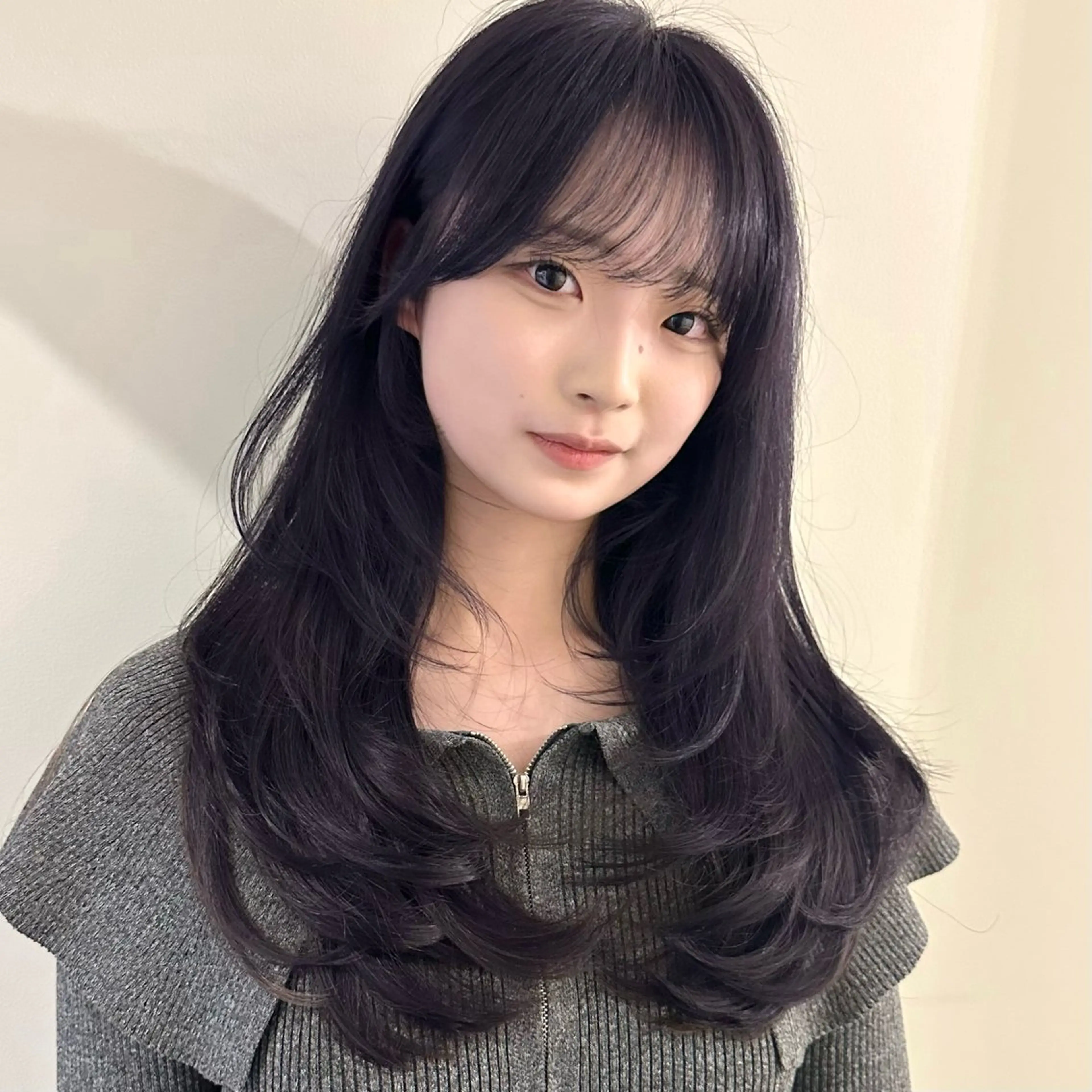 セミロング カット ヘアカラー トリートメント 🌹ハッシュカット、 レイヤー韓国ヘア🌹のヘアスタイル