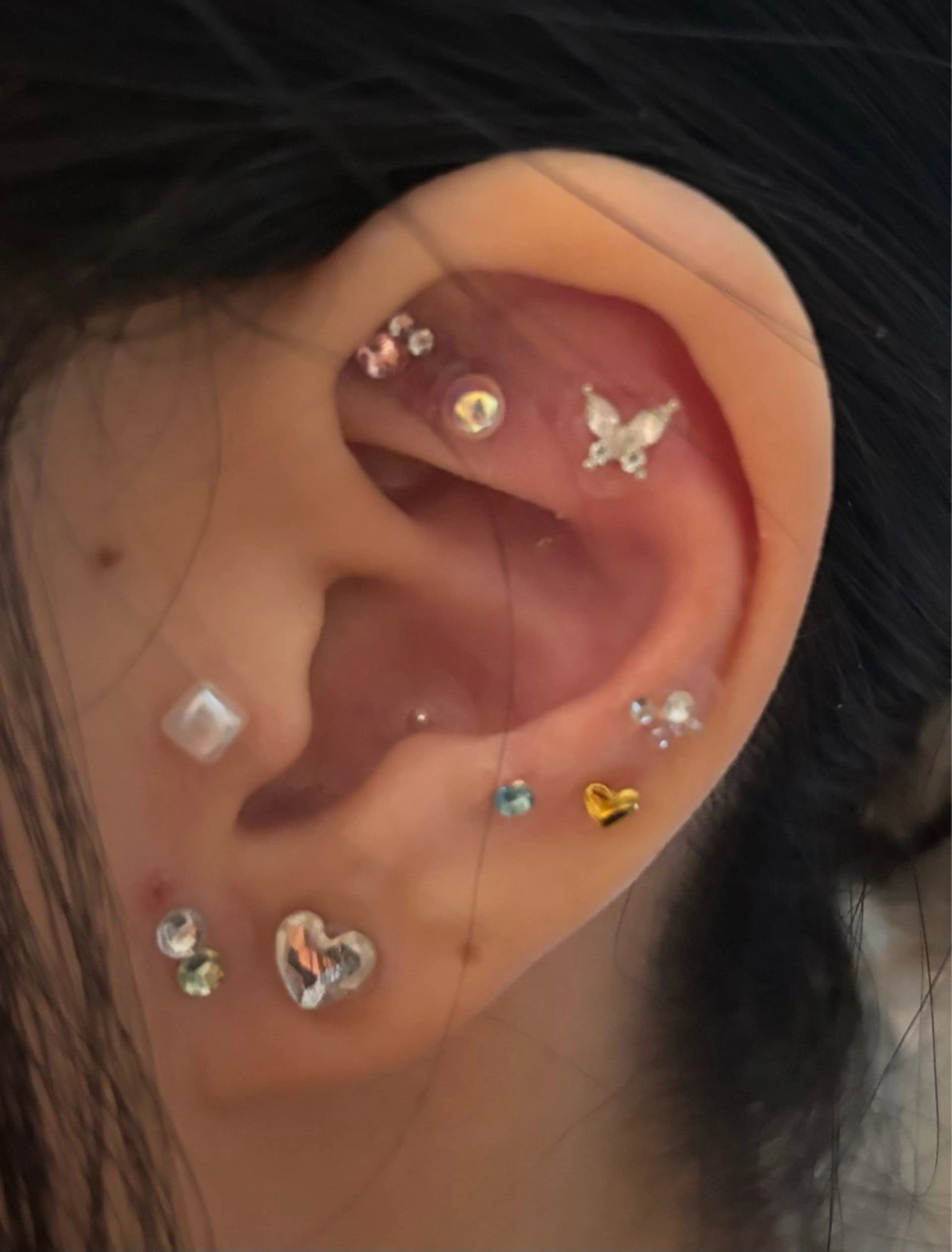 👂💎耳ツボジュエリー20粒‼️流行りの耳ツボジュエリーで、可愛く不調改善‪🫶🏻︎♡ ̖́-の写真