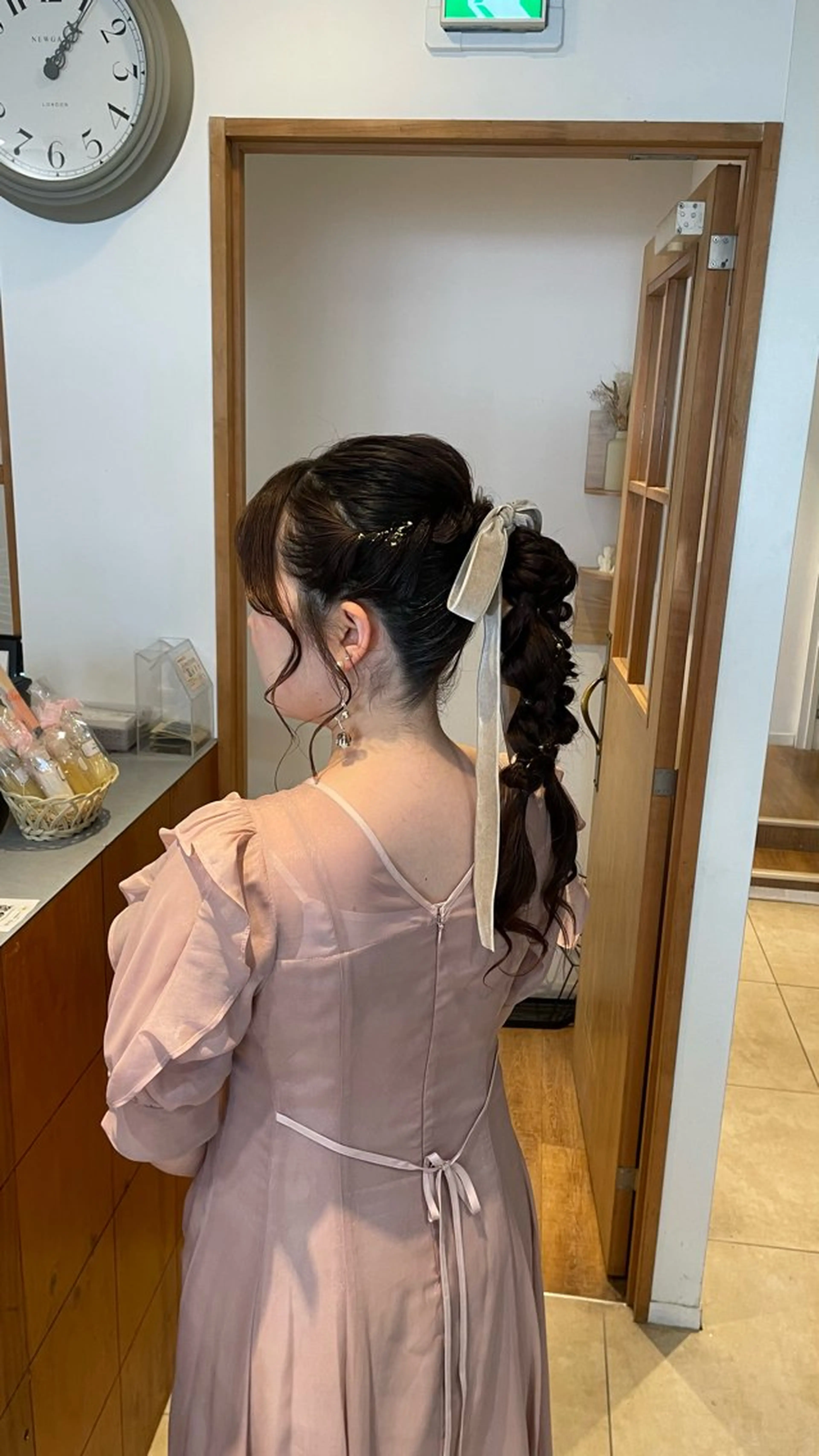 ヘアセット 秋元 佳乃のヘアスタイル