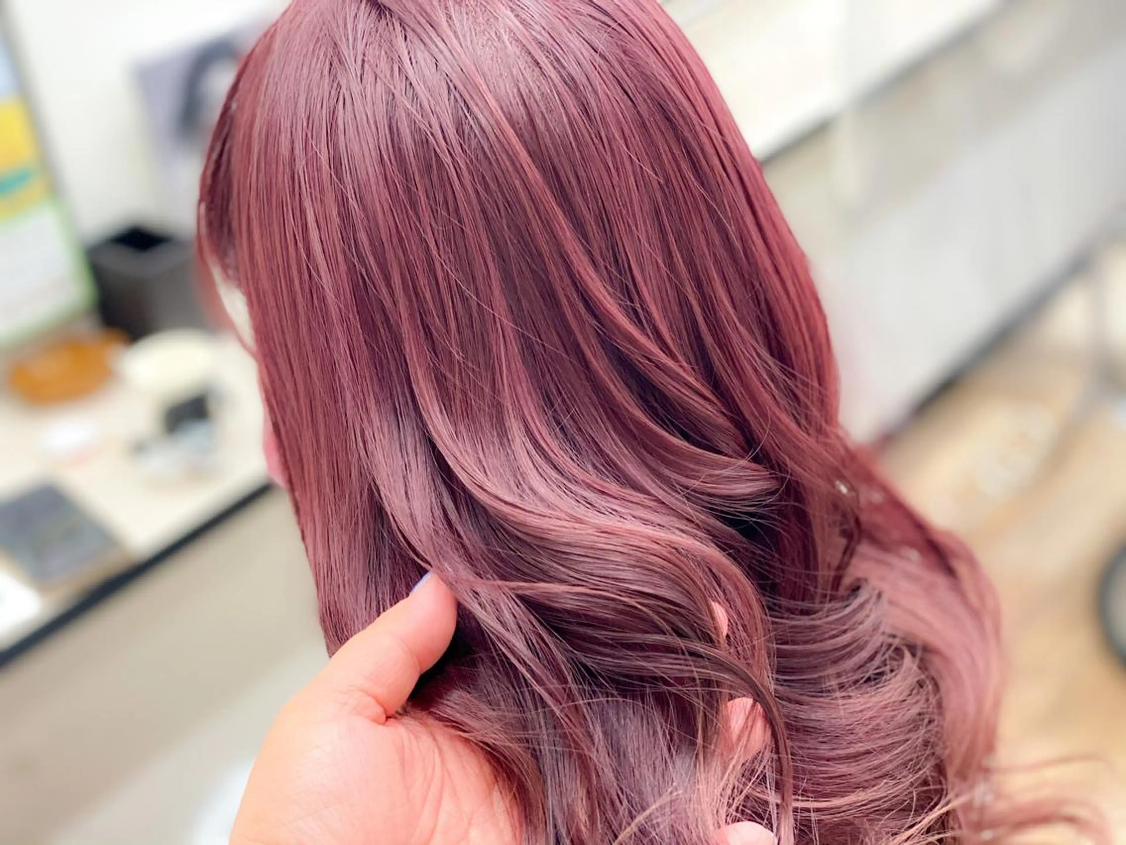 セミロング louwe 武藤幸世のヘアスタイル