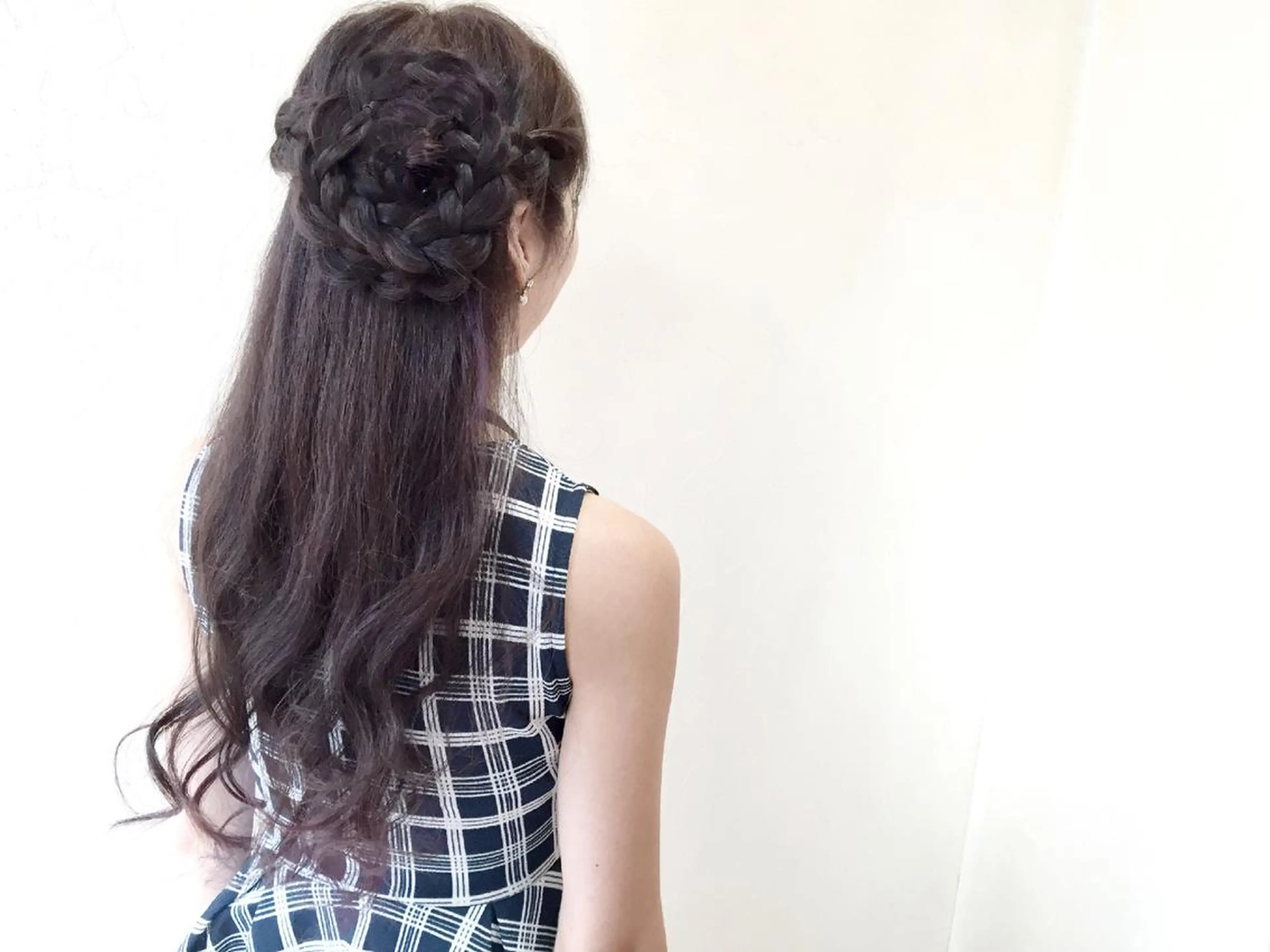 ミディアム セミロング ロング ヘアアレンジ 三つ編み nike所属・nike にけのヘアスタイル