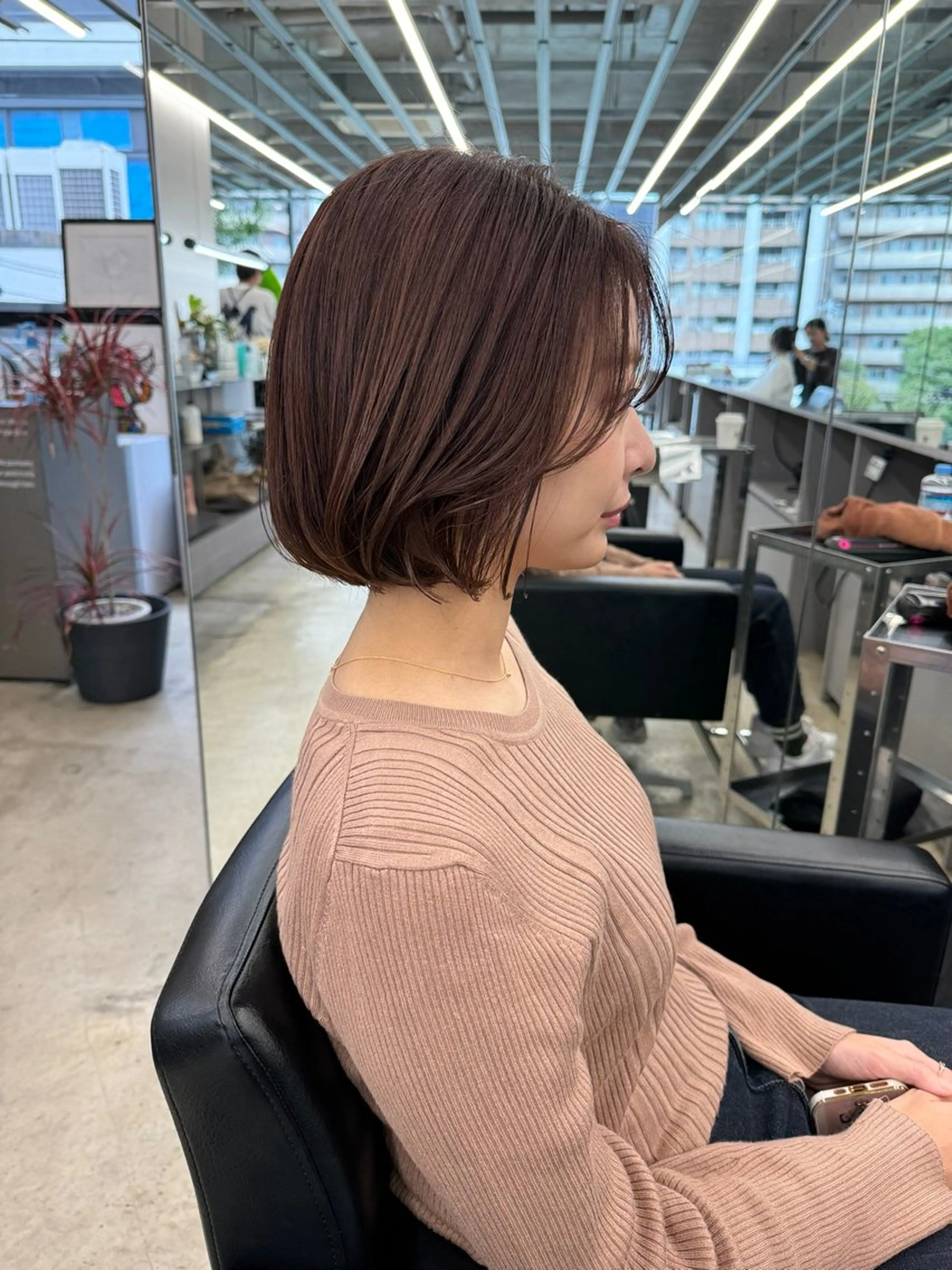 ショート カラー ショートボブ アッシュ ベージュカラー ケアカラー 透明感カラー カット ヘアカラー トリートメント レイヤー/梅田/ HIKARU🍀のヘアスタイル