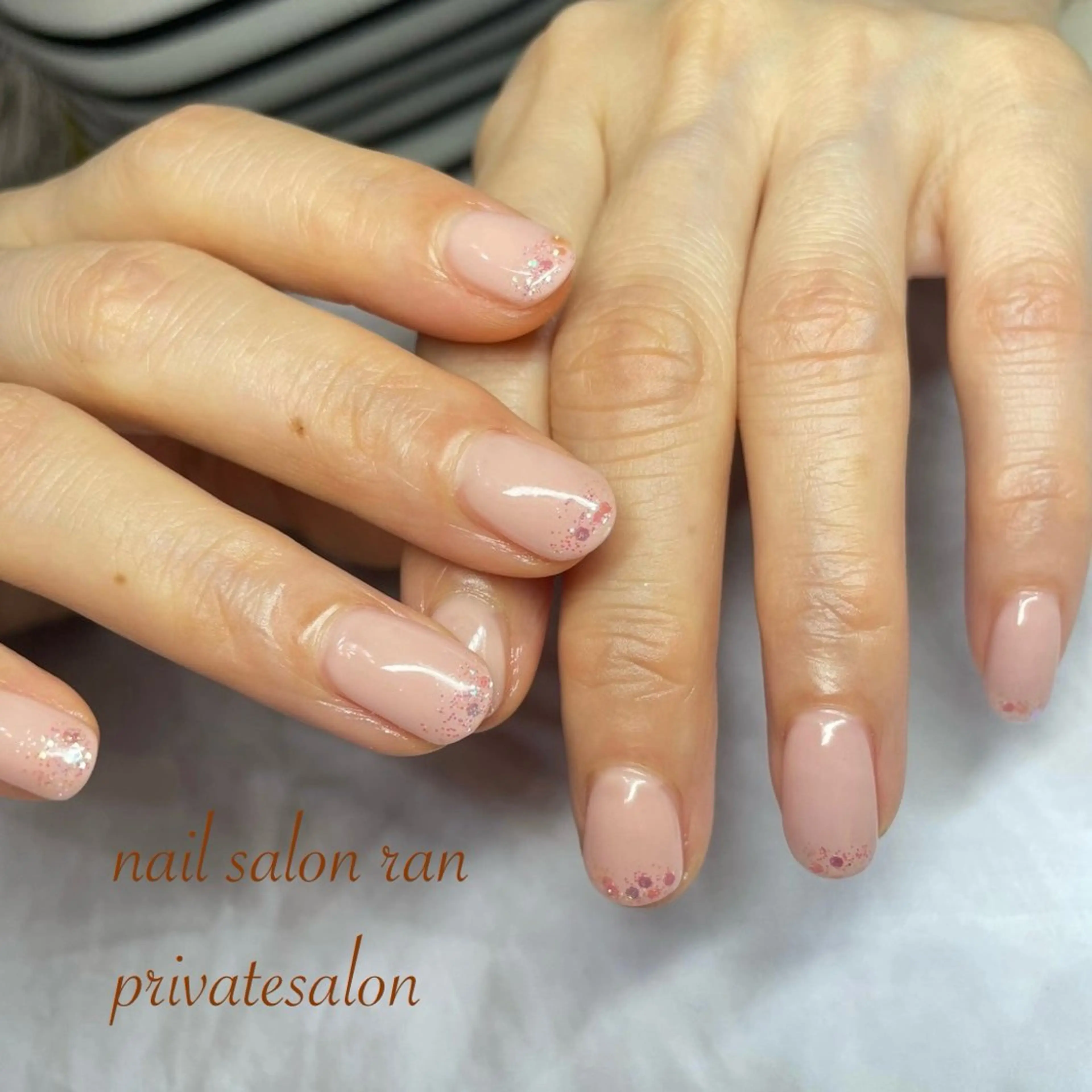 ネイル フレンチネイル キラキラネイル ラメ(グリッター) シンプルネイル nailsalon ranのネイルデザイン