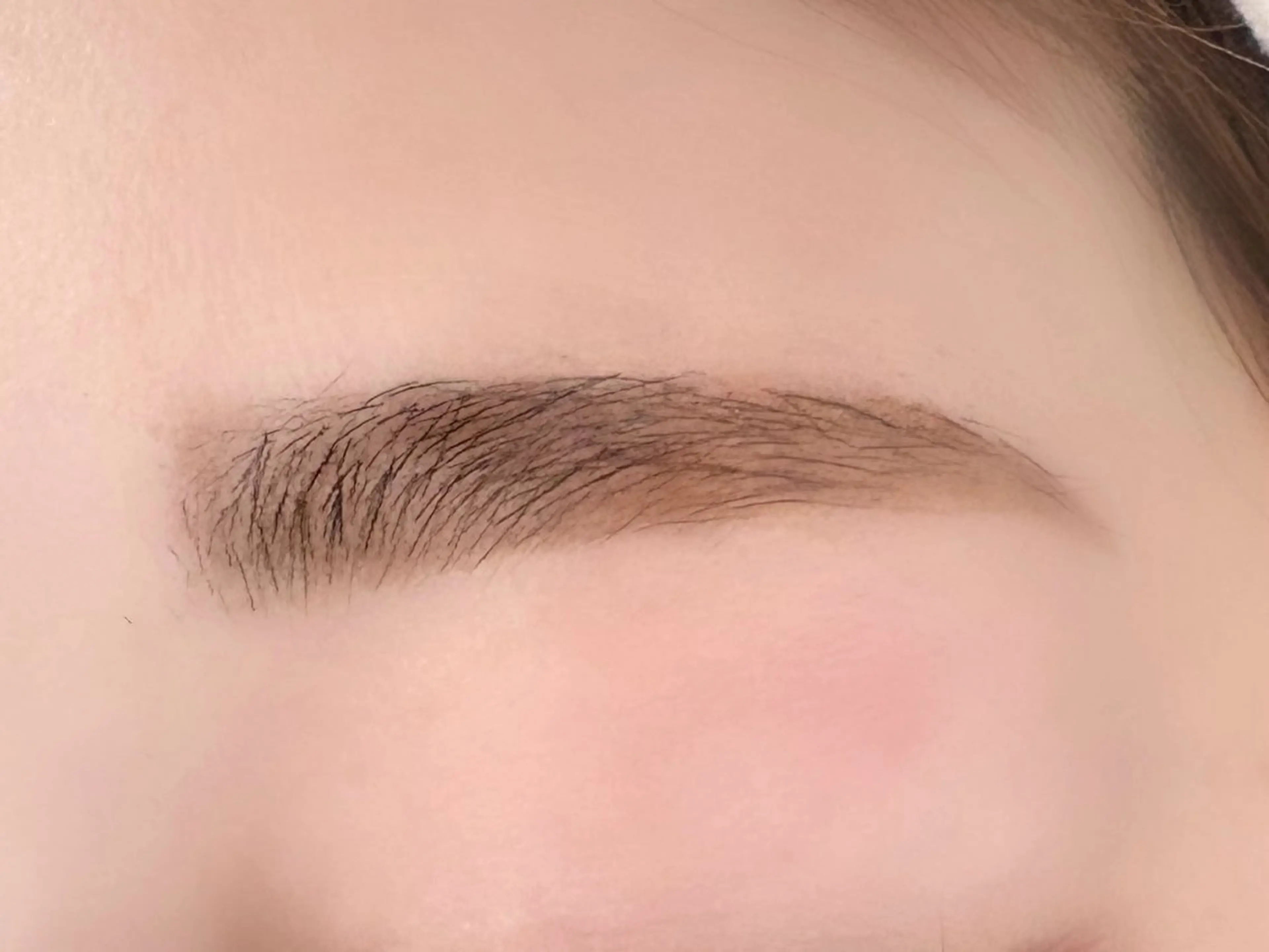 アイブロウ ALBA yuukaの眉毛・アイブロウイメージ