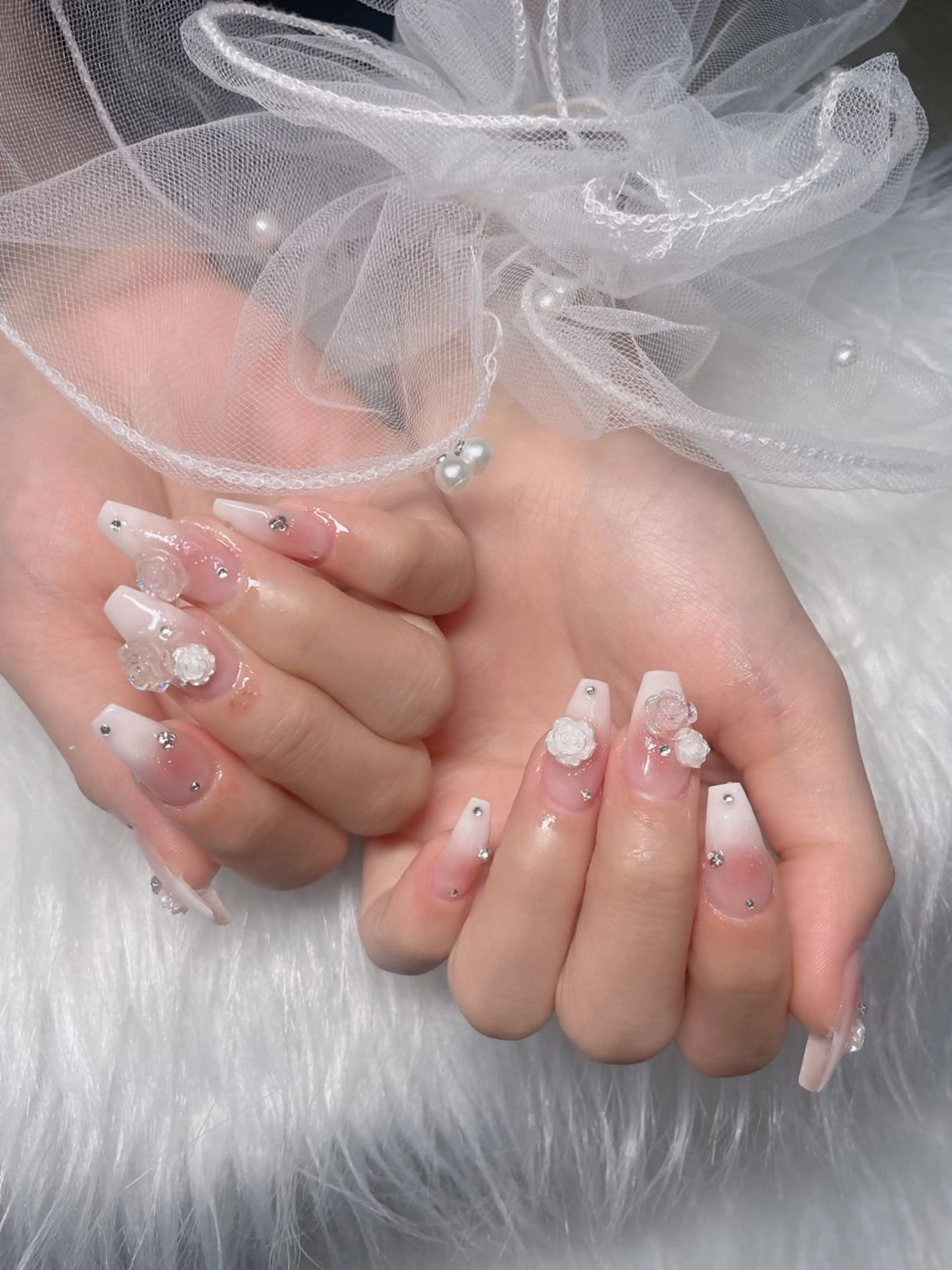 ネイル ラメ(グリッター) 撮影モデル Hin  Nail所属・Hin Nail Salonのネイルデザイン