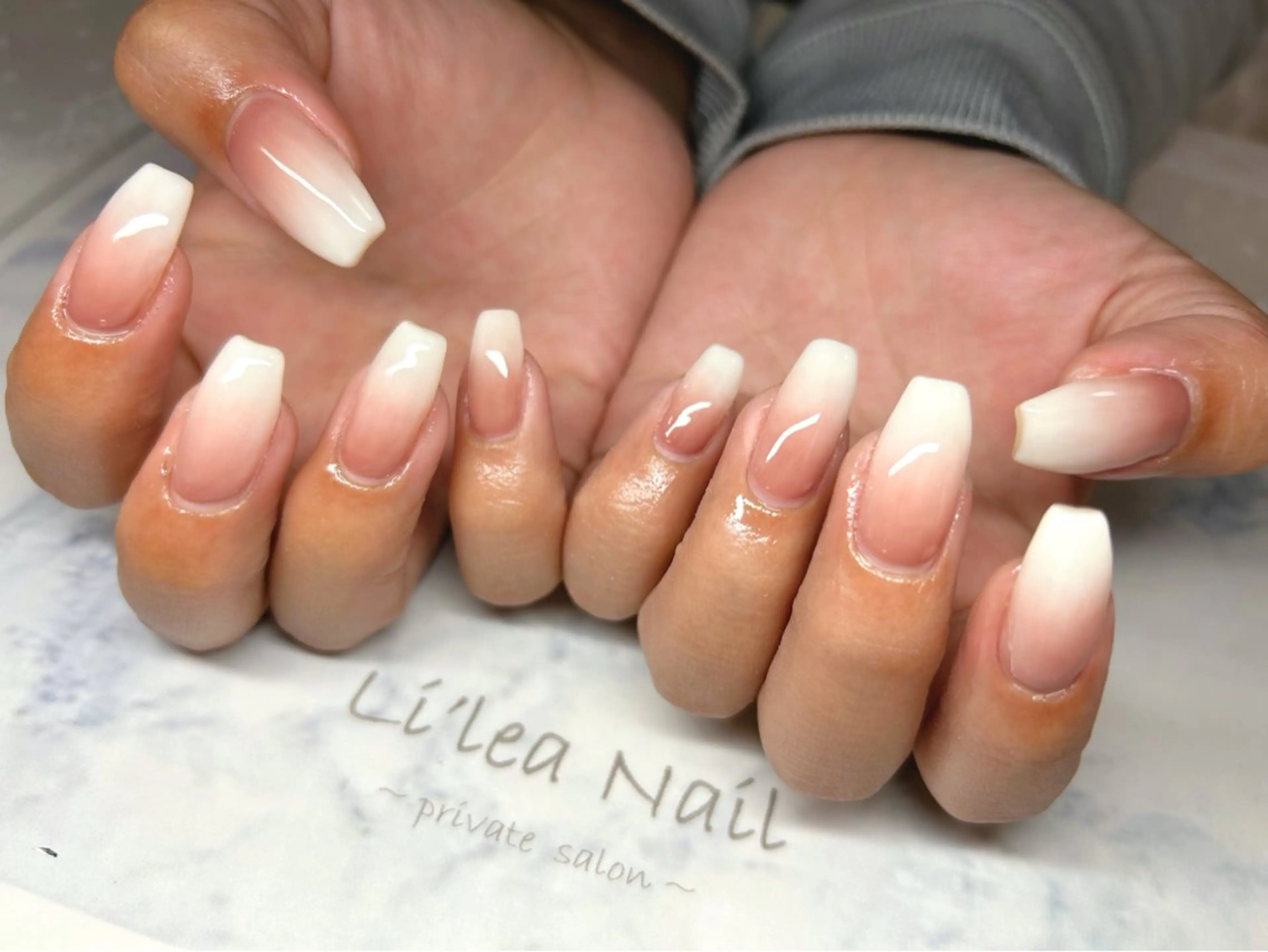 ネイル ハンドネイル Li'leaNail AINAのネイルデザイン