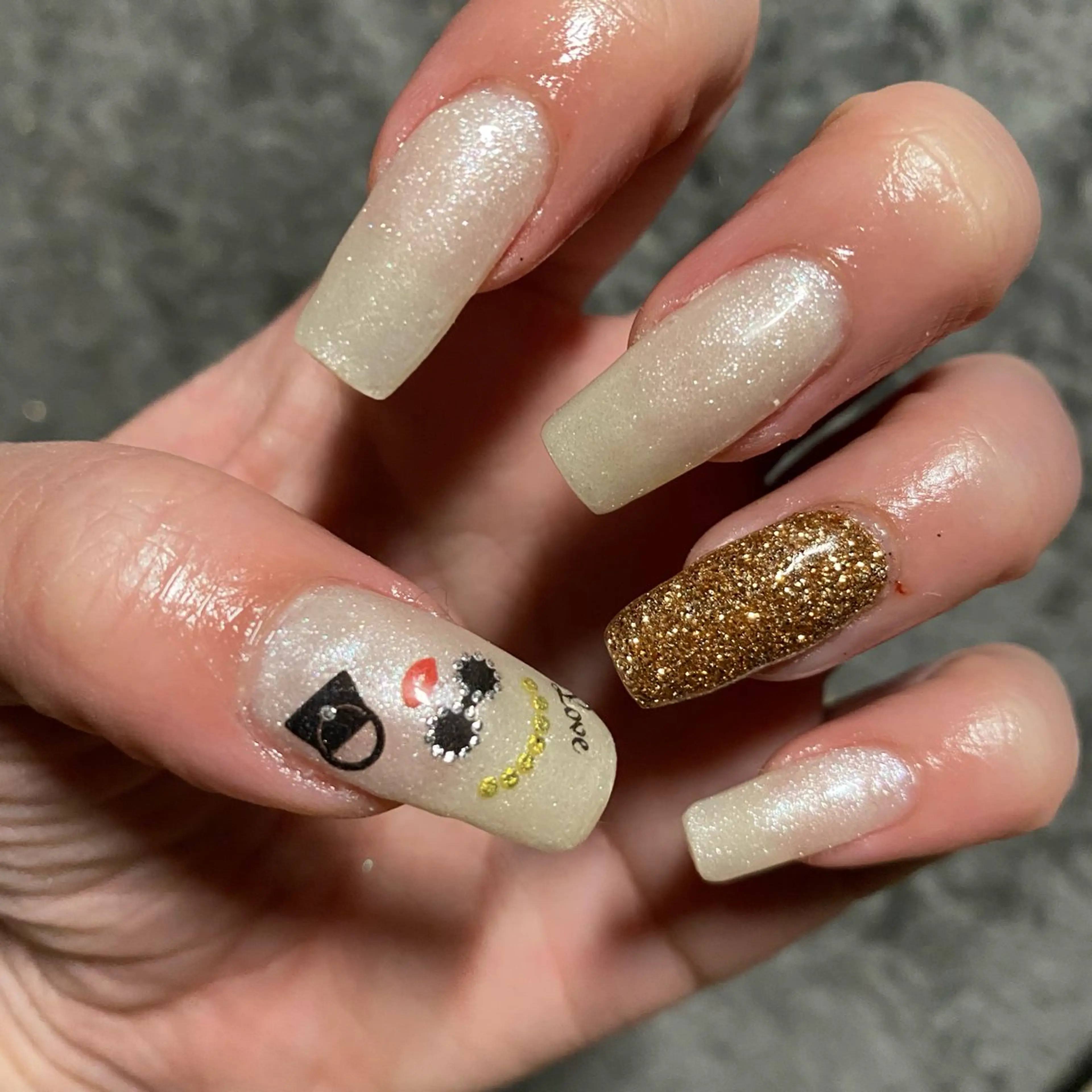 ネイル hohomi .のネイルデザイン