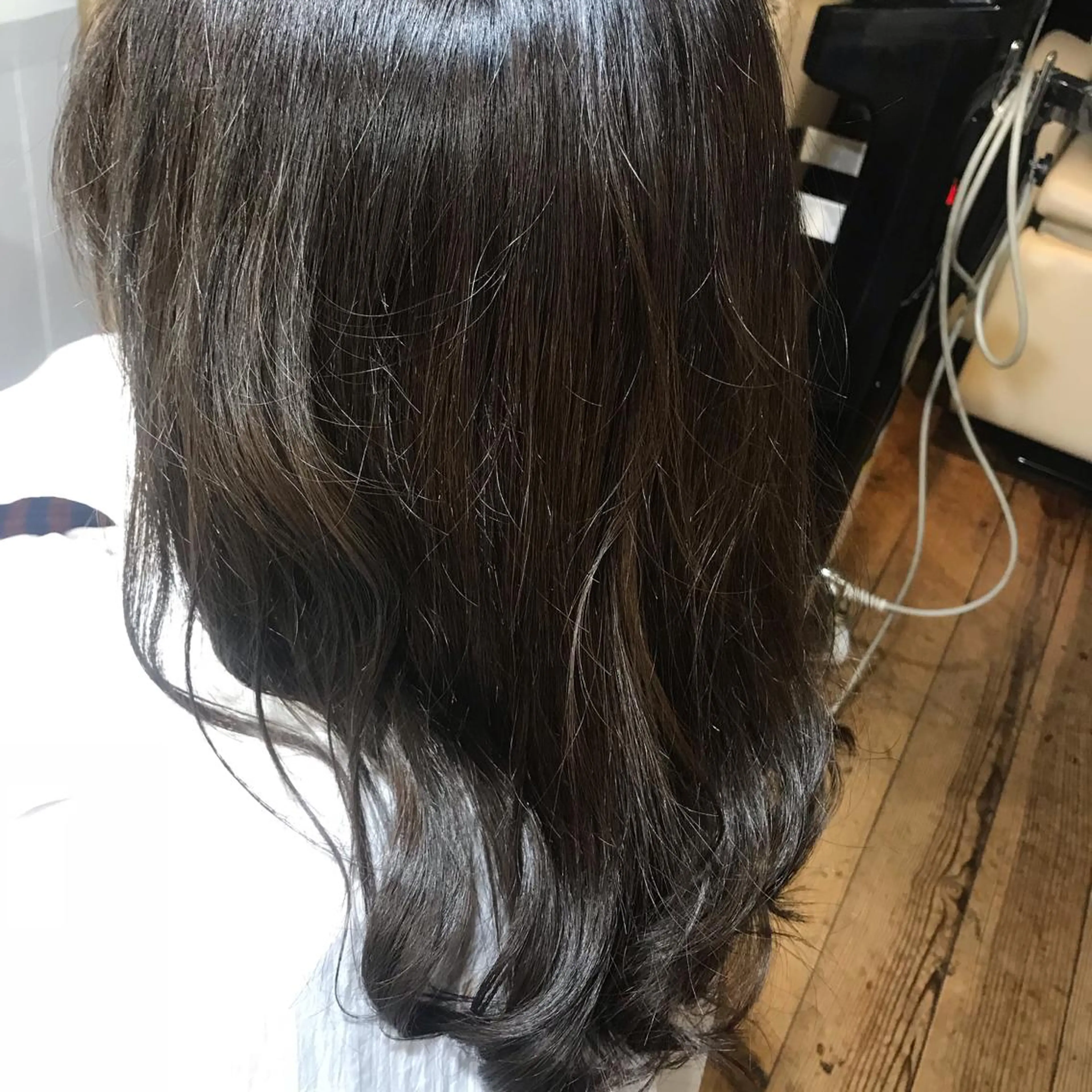 セミロング 勝沼 佑季のヘアスタイル