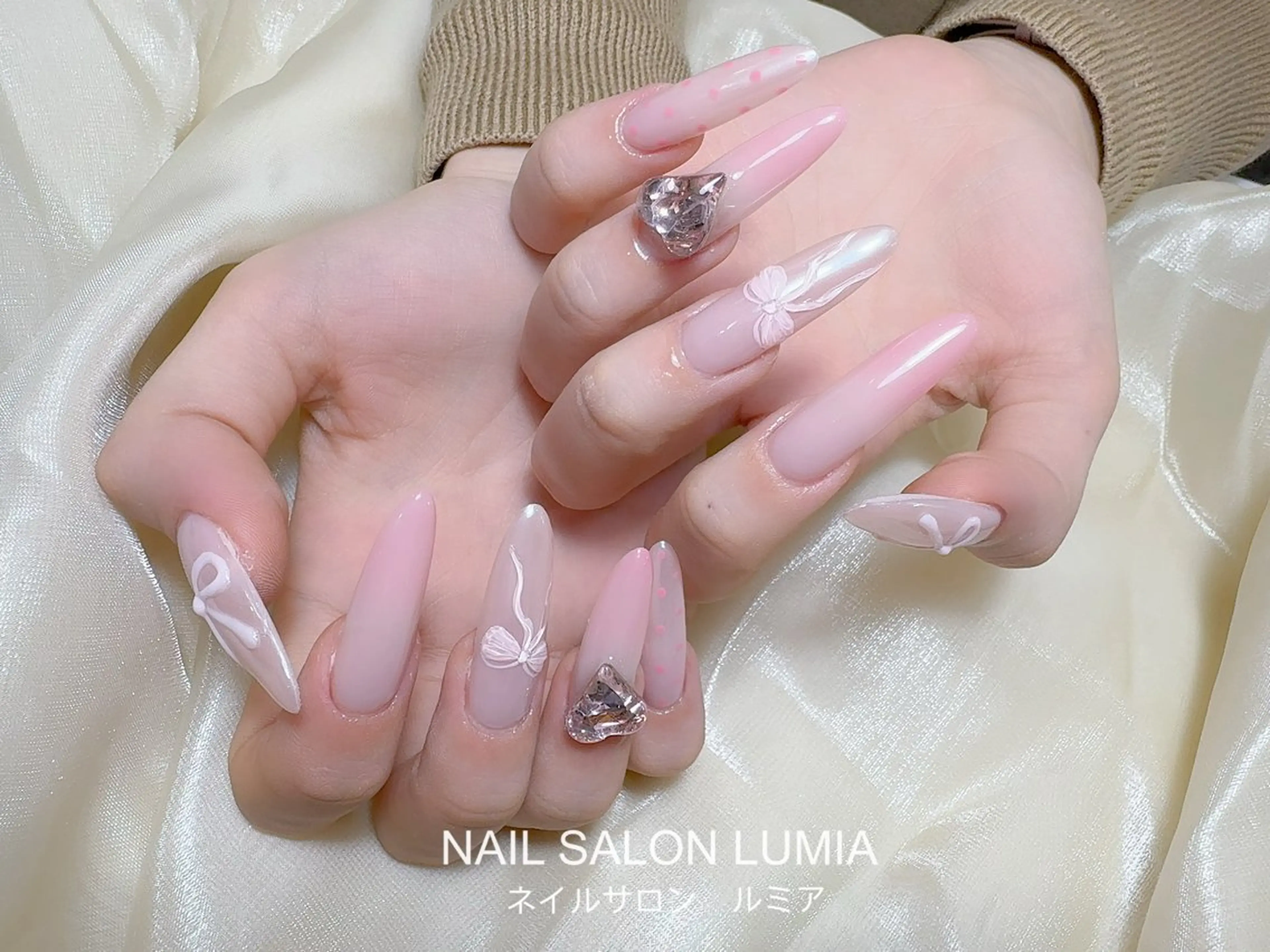 ハンドネイル ネイルサロン ルミア Lumia 店長のネイルデザイン