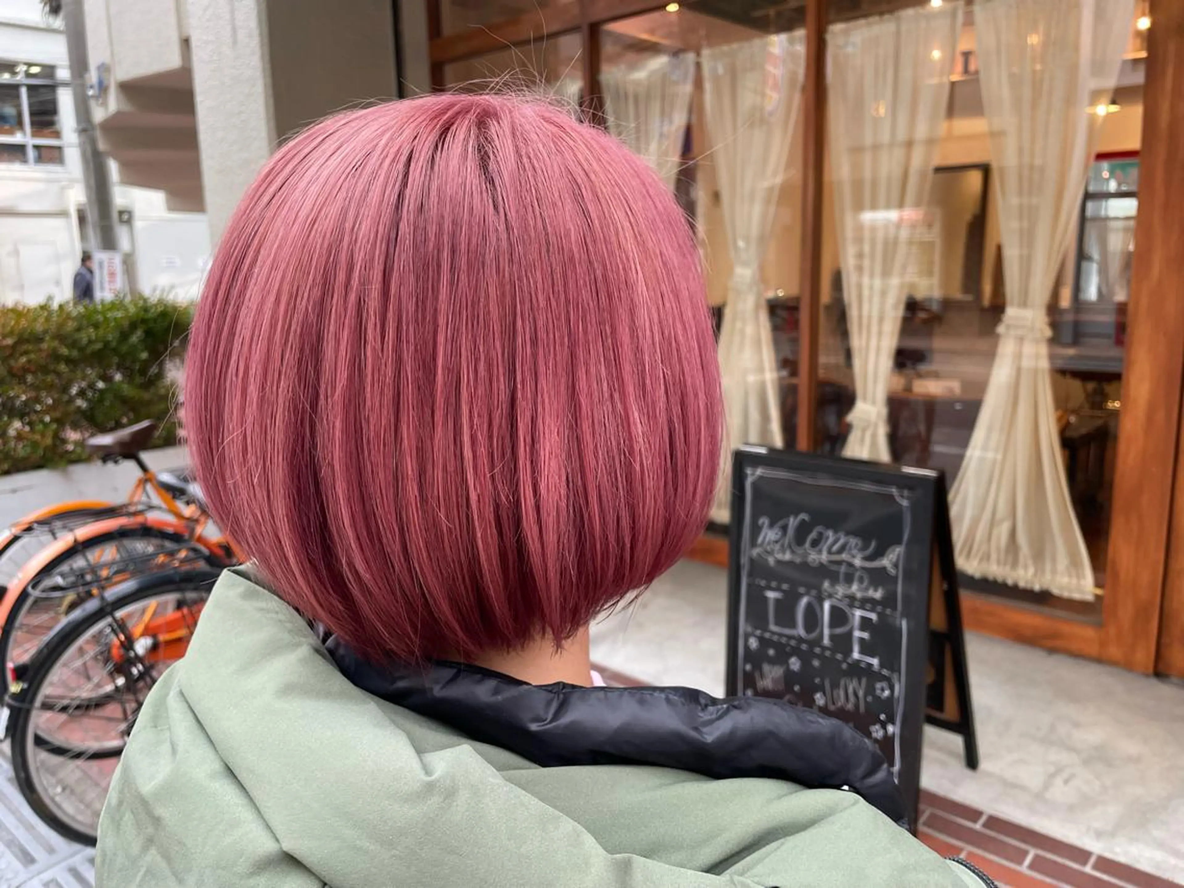 ミディアム カラー カット ヘアカラー みねぎし ふうかのヘアスタイル