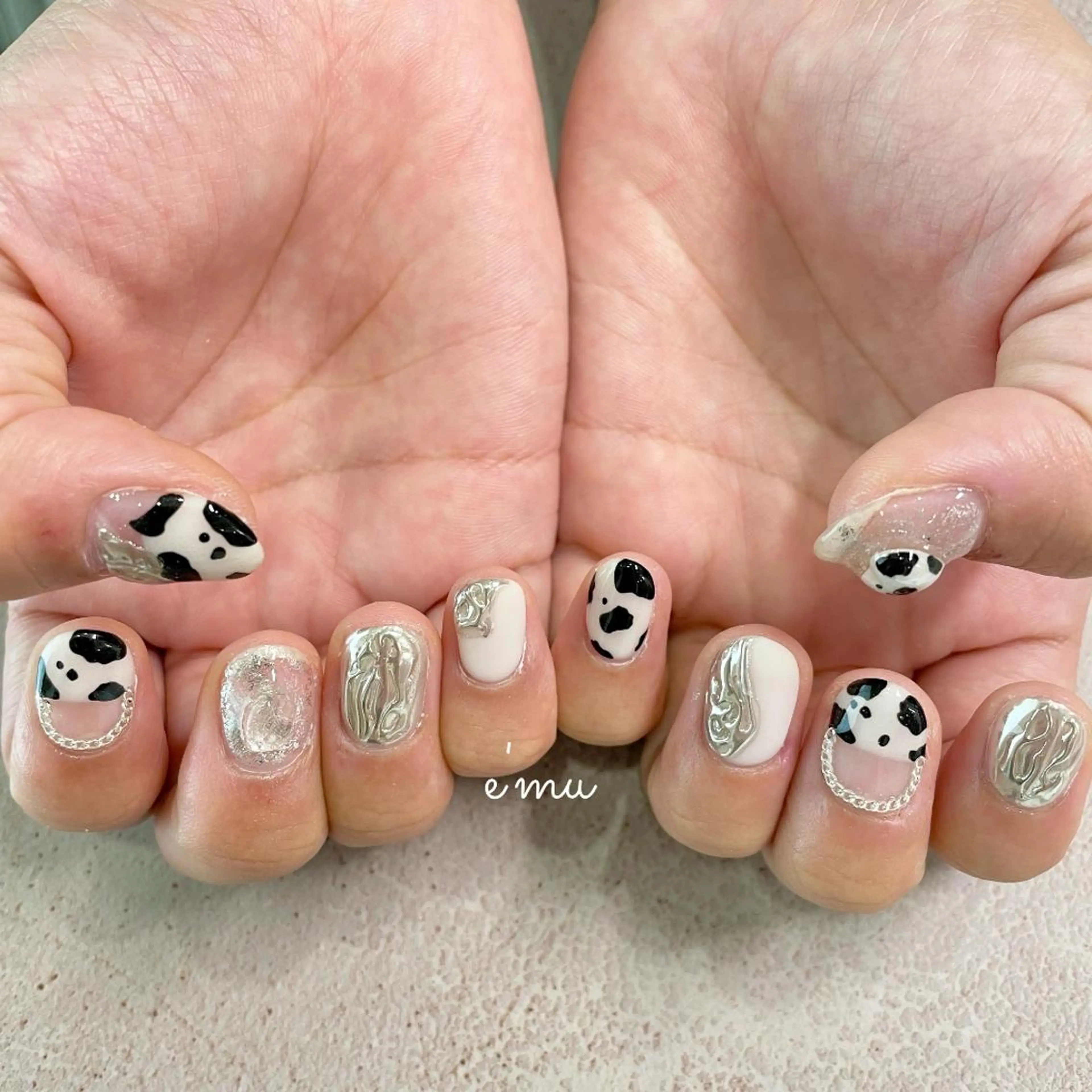 ネイル ミラーネイル ニュアンスネイル nail salon e'mu💐のネイルデザイン