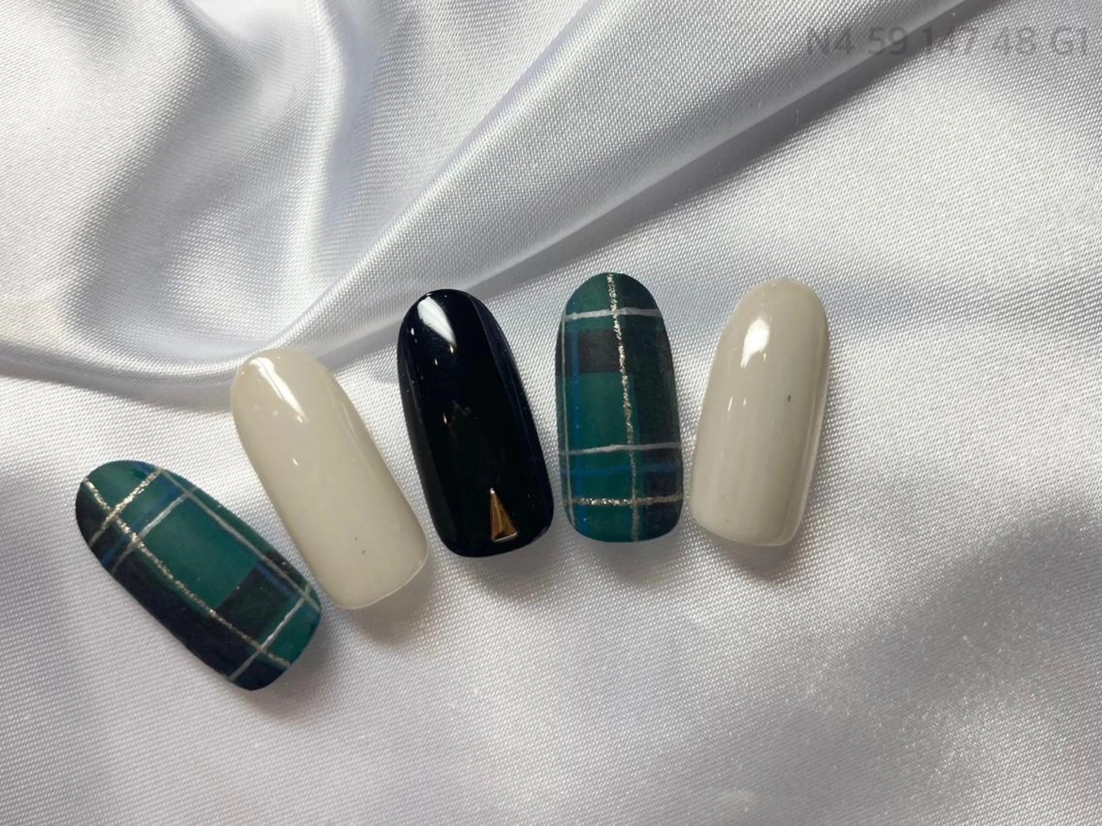 ネイル アートネイル 悦田joieange 京橋店のネイルデザイン