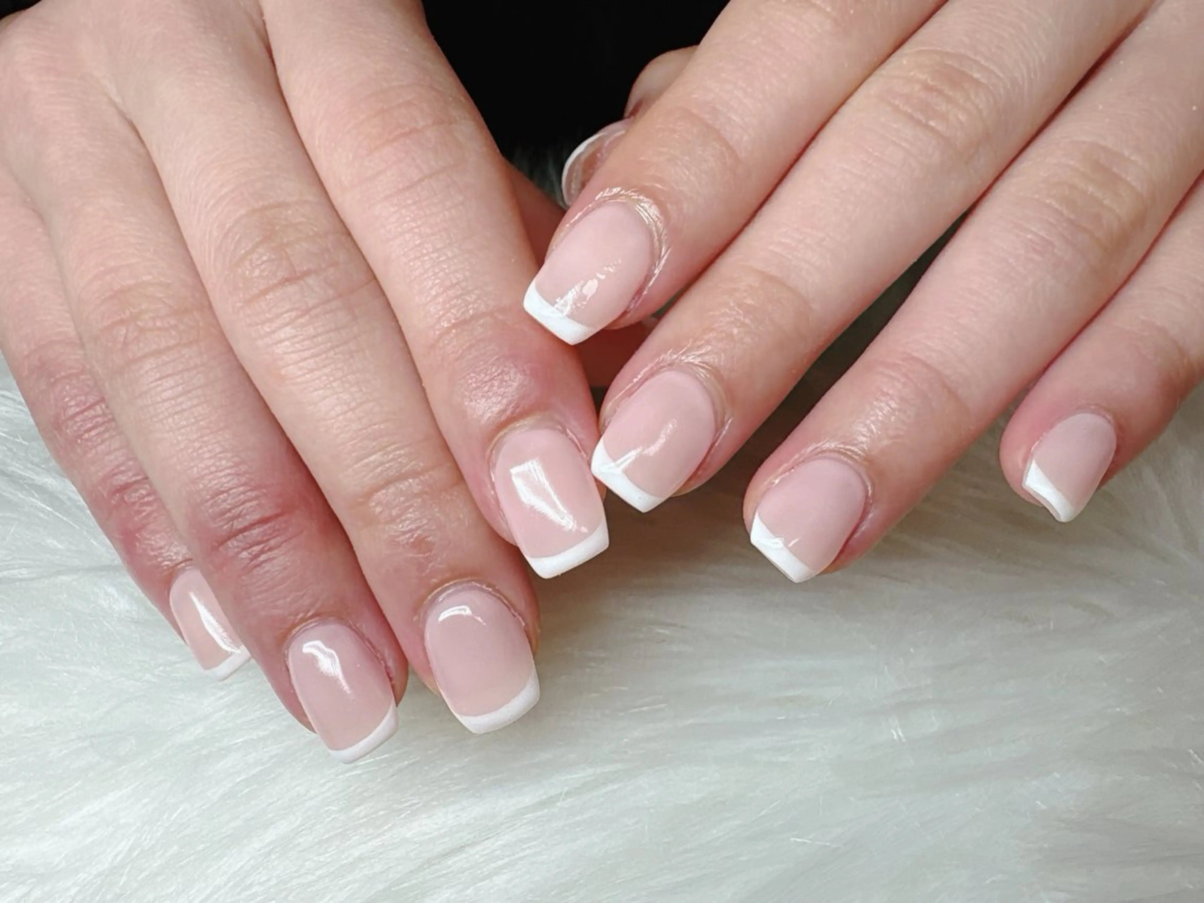 ネイル ECLAT エクラ所属・寺山 千鶴のネイルデザイン